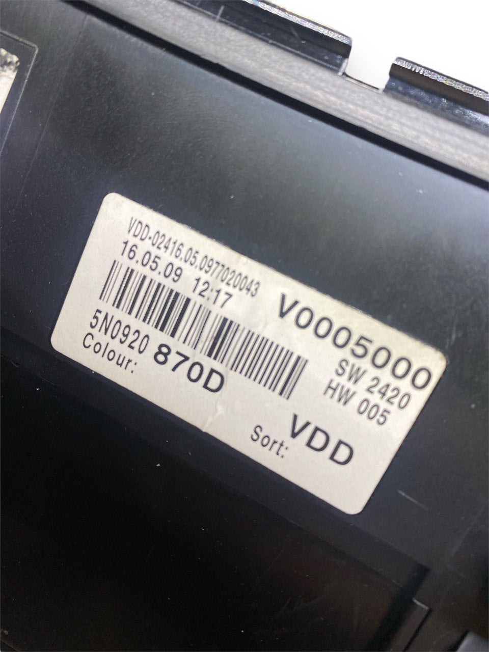 Speedometer / Odometer Volkswagen Tiguan 2.0 diesel ( 5N - manual transmission ) code 5N0920 - F&P CRASH SRLS - Used Parts
