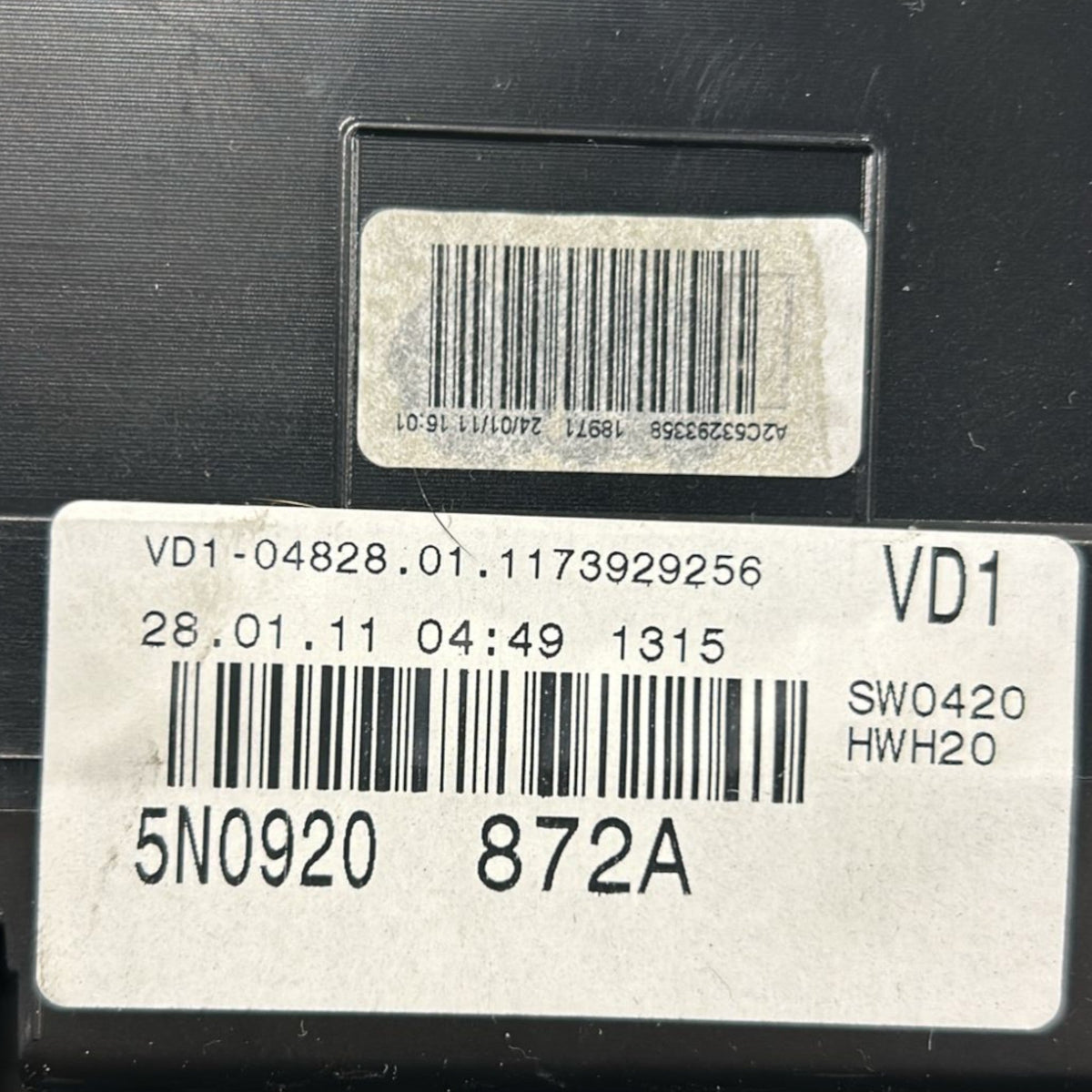 Speedometer / Odometer Volkswagen Tiguan 5N 2.0 Diesel code:5N0920872A (2007 > 2016) - F&P CRASH SRLS - Used Parts