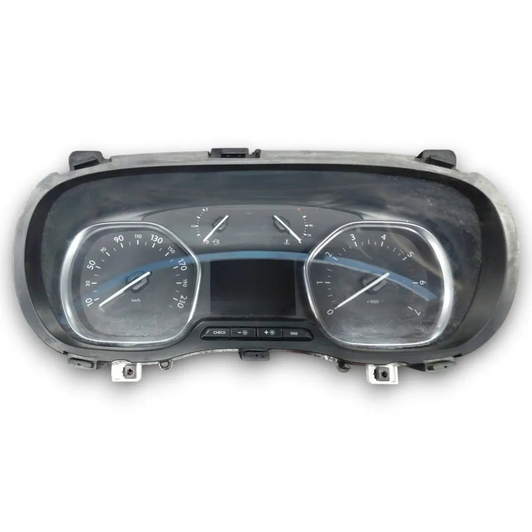 Tachimetro e contachilometri Peugeot Expert Furgone 4ª Serie dal 2016 OEM 982247068000 - F&P CRASH SRL - Ricambi Usati