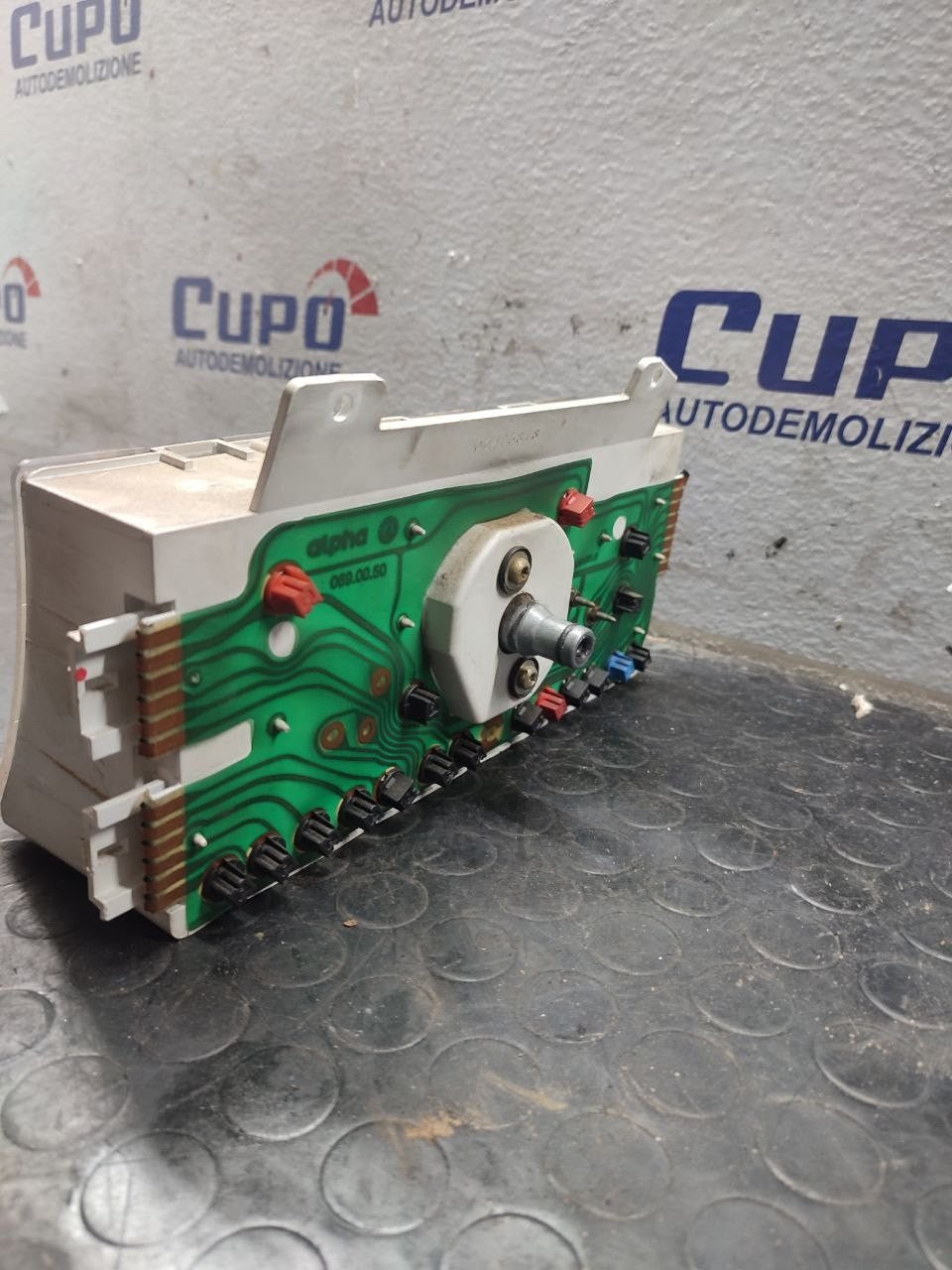 Tachimetro / Quadro Strumenti Fiat Cinquecento '97 cod: 0690050 - F&P CRASH SRLS - Ricambi Usati