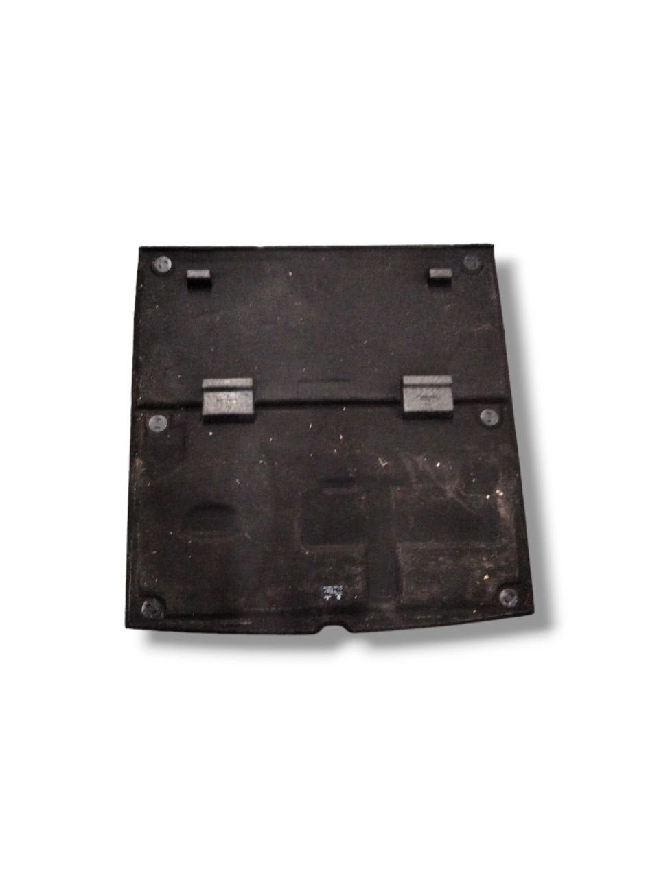 Tappeto / Ripiano Bagagliaio Bmw serie 1 F20 (2013>) cod.7221880 - F&P CRASH SRLS - Ricambi Usati