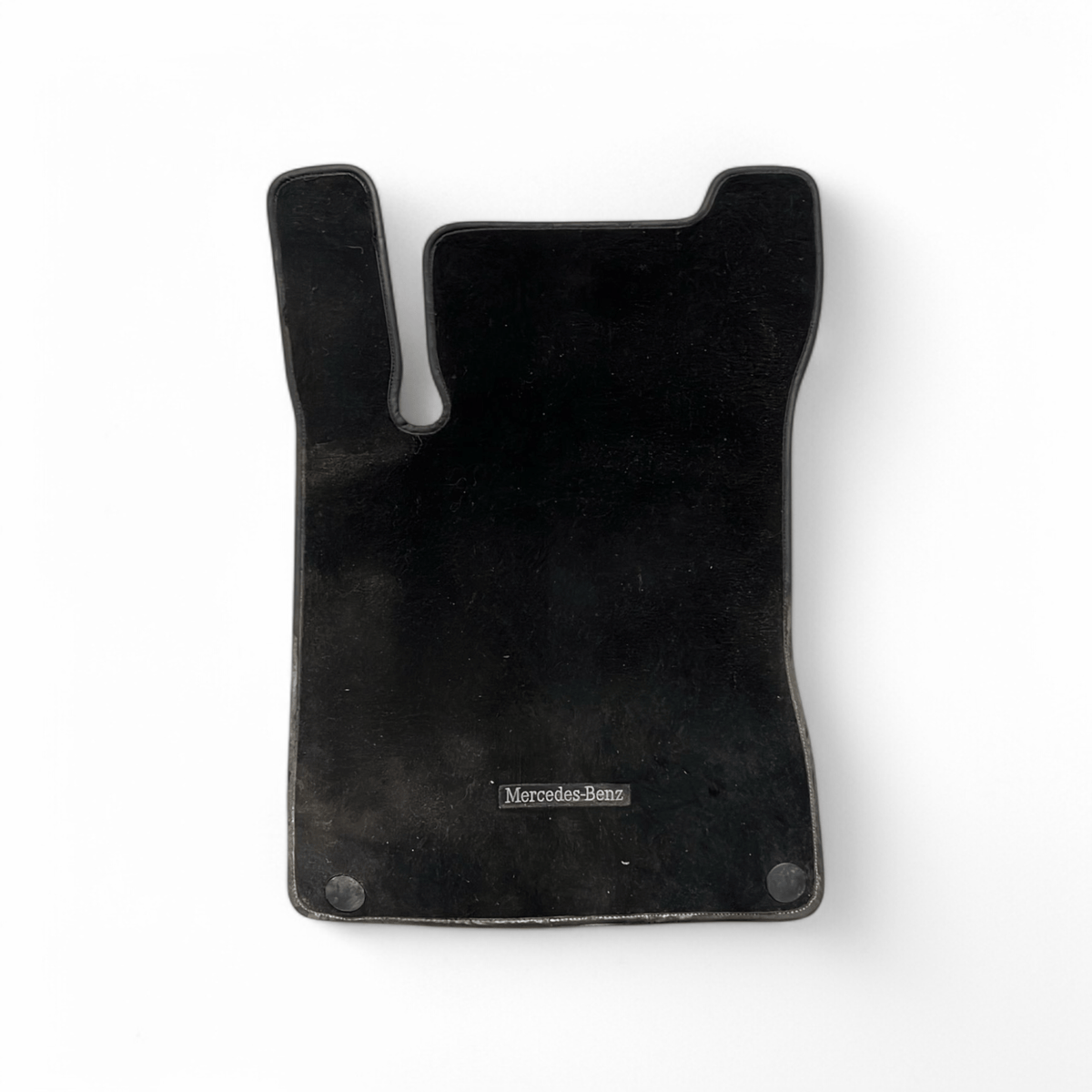 Tappeto / tappetino anteriore sinistro Mercedes CLA X117 / W117 cod.A1776805300 (2013 - 2019) - F&amp;P CRASH SRLS - Ricambi Usati