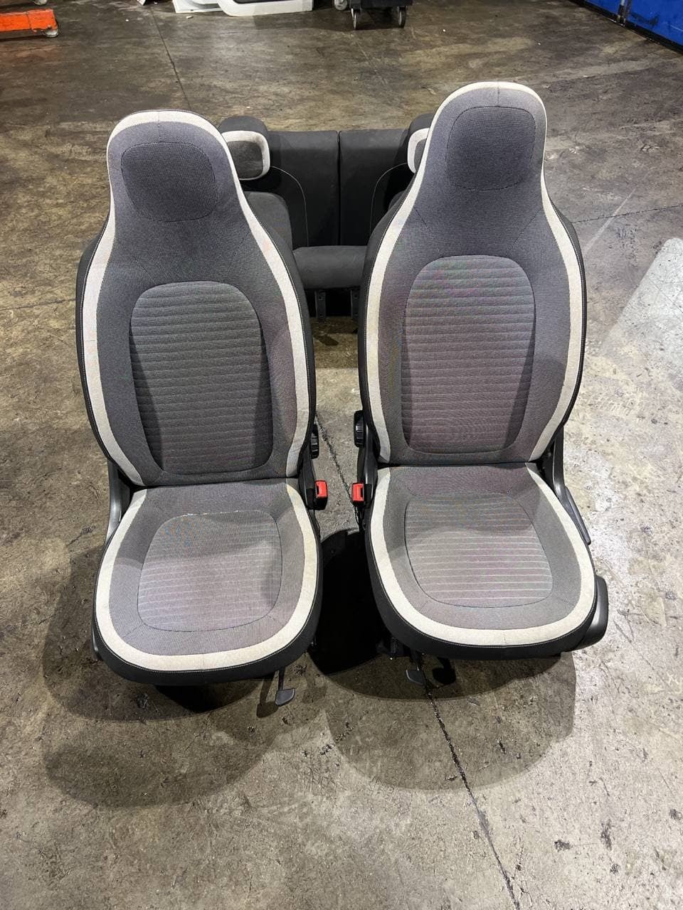 Tappezzeria completa di pannelli Renault Twingo III 2015 - F&P CRASH SRLS - Ricambi Usati