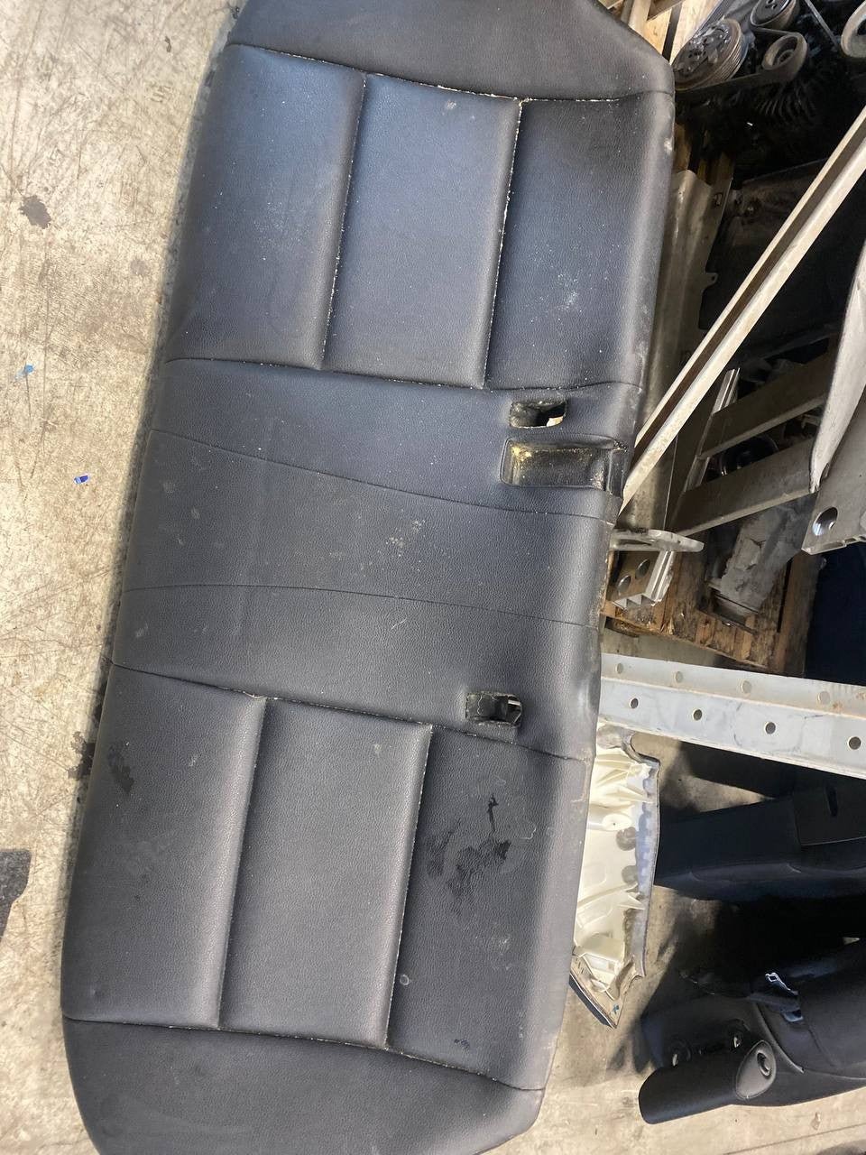 Tappezzeria Completa Sedili Bmw Serie 5 touring ( f11 - 2013) ,NO PANNELLI PORTIERE - F&P CRASH SRLS - Ricambi Usati