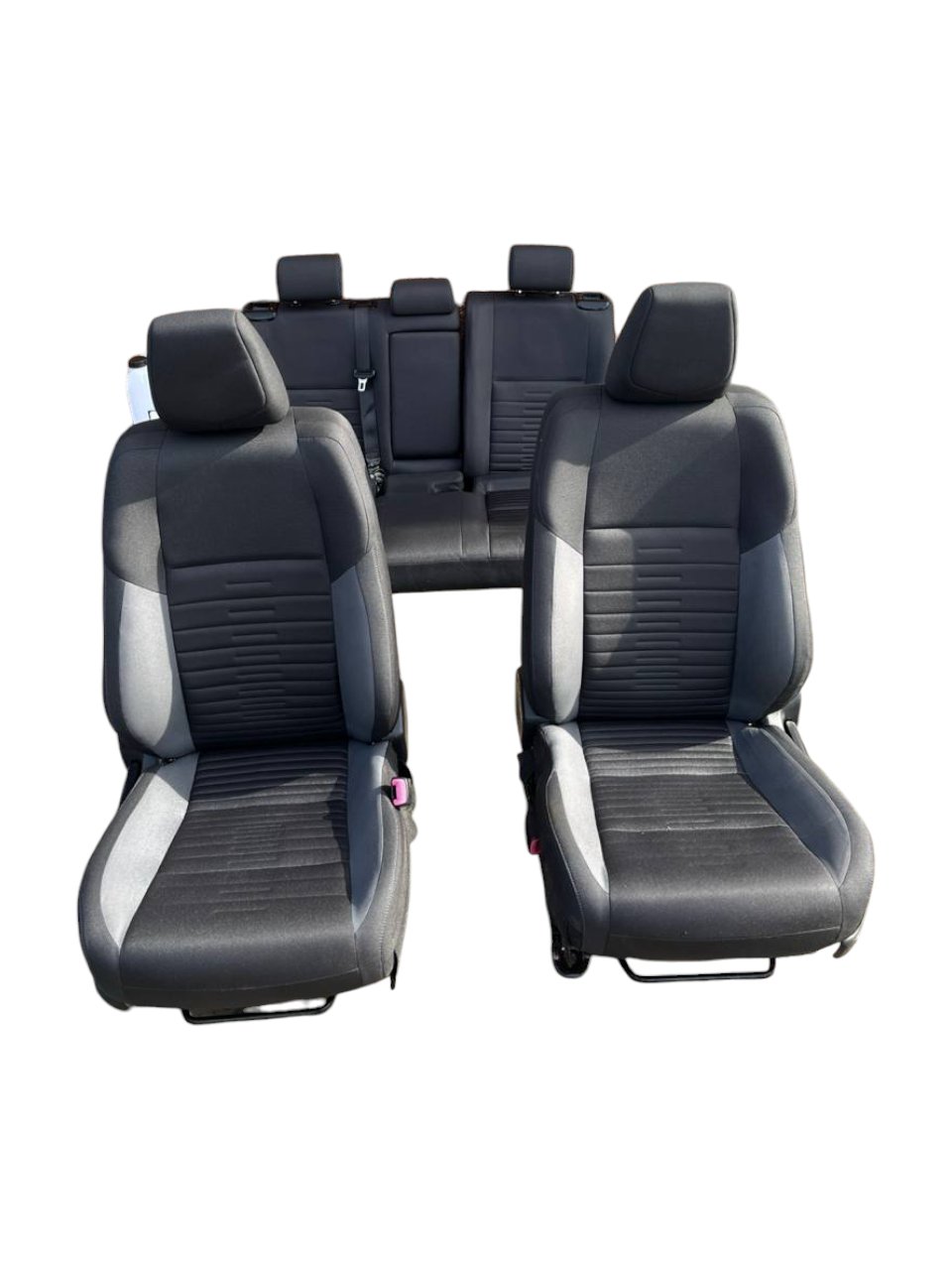 Tappezzeria / Sedili Completa Nera e Grigia in stoffa Toyota Auris (2012 - 2018) - F&P CRASH SRLS - Ricambi Usati