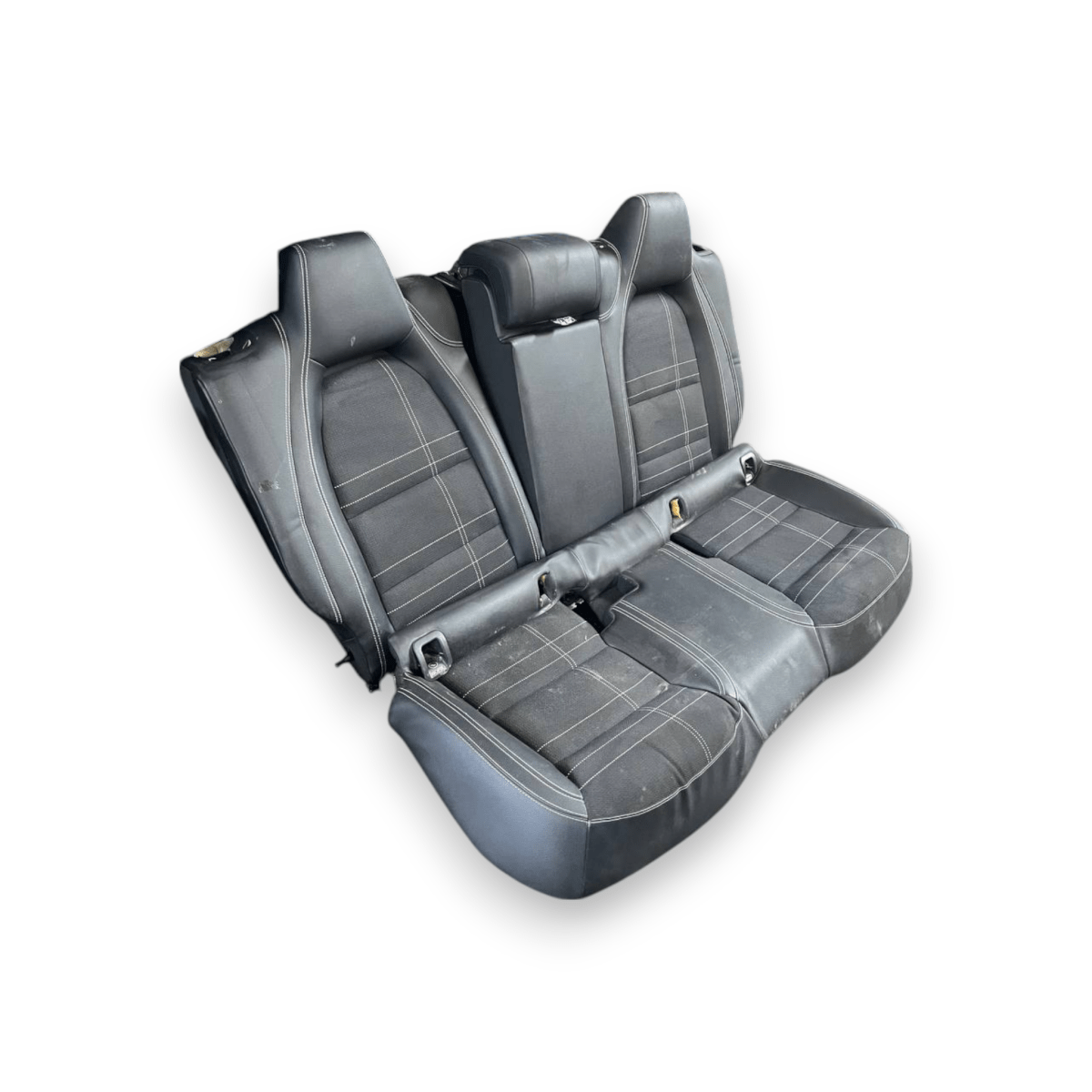 Tappezzeria / Sedili in Pelle e Stoffa Mercedes - Benz Classe A W176 (2012 al 2018) - F&P CRASH SRLS - Ricambi Usati