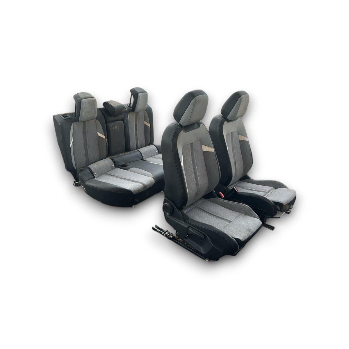 Tappezzeria / sedili in pelle e sttoffa grigi Opel Astra L (2022 > ) (alluvionata) - F&P CRASH SRLS - Ricambi Usati