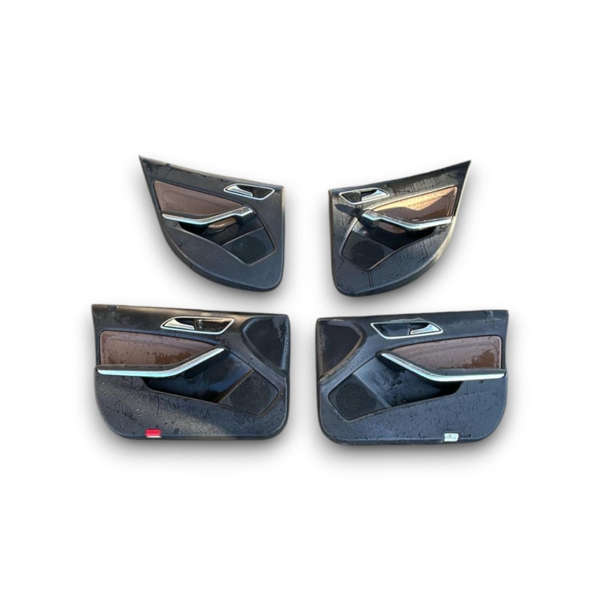 Tappezzeria / sedili in pelle marroni Mercedes Benz GLA (X156) (2013 > 2019) - F&P CRASH SRL - Ricambi Usati