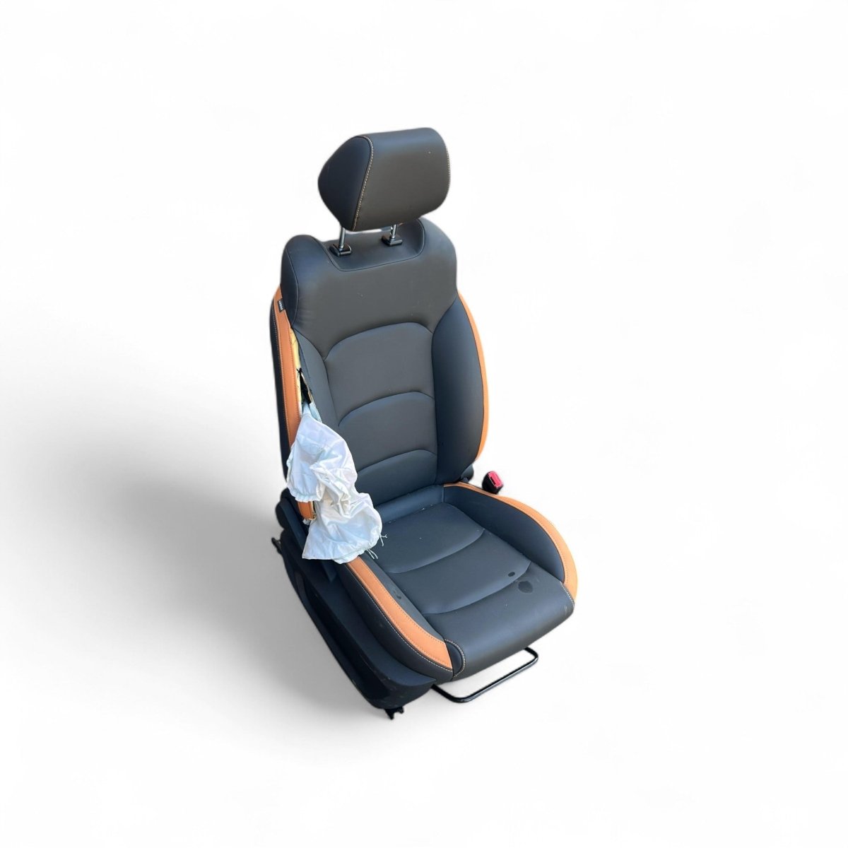 Tappezzeria / sedili in pelle neri e arancioni EMC Wave 3 (2020 > ) - F&P CRASH SRLS - Ricambi Usati