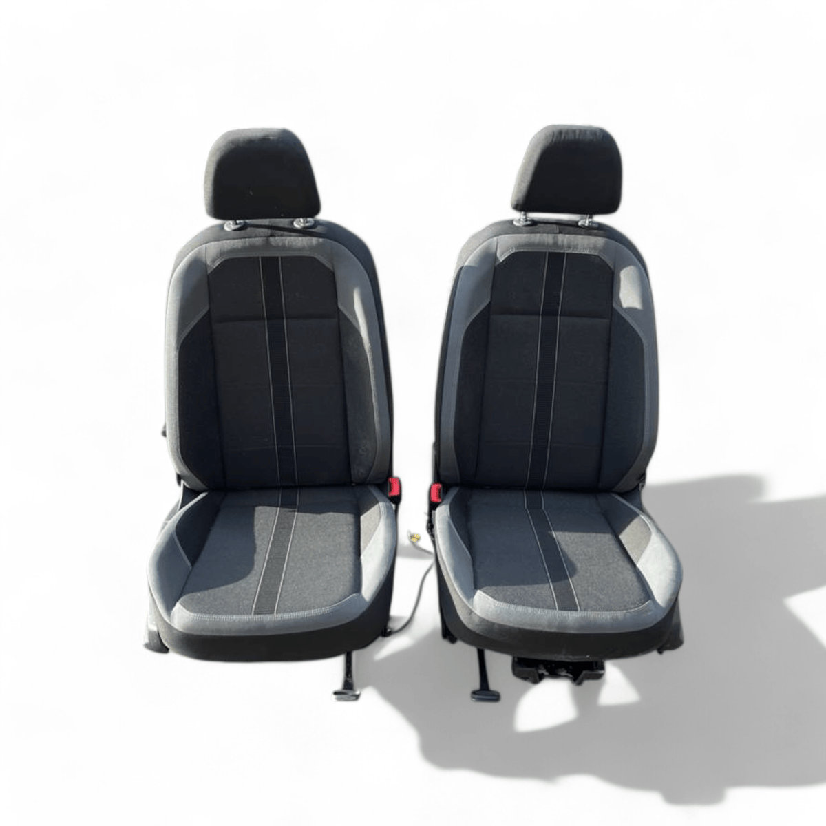 Tappezzeria / sedili in stoffa grigia Volkswagen T - Cross (2019 - >) - F&P CRASH SRLS - Ricambi Usati