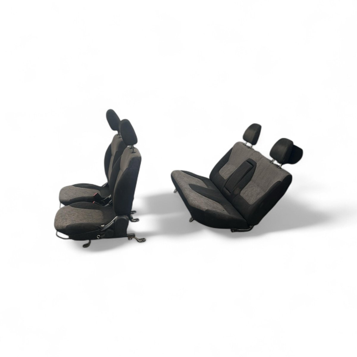 Tappezzeria / sedili in stoffa neri e grigi Mitsubishi L200 (KA / KB) (2006 > 2014) - F&P CRASH SRLS - Ricambi Usati