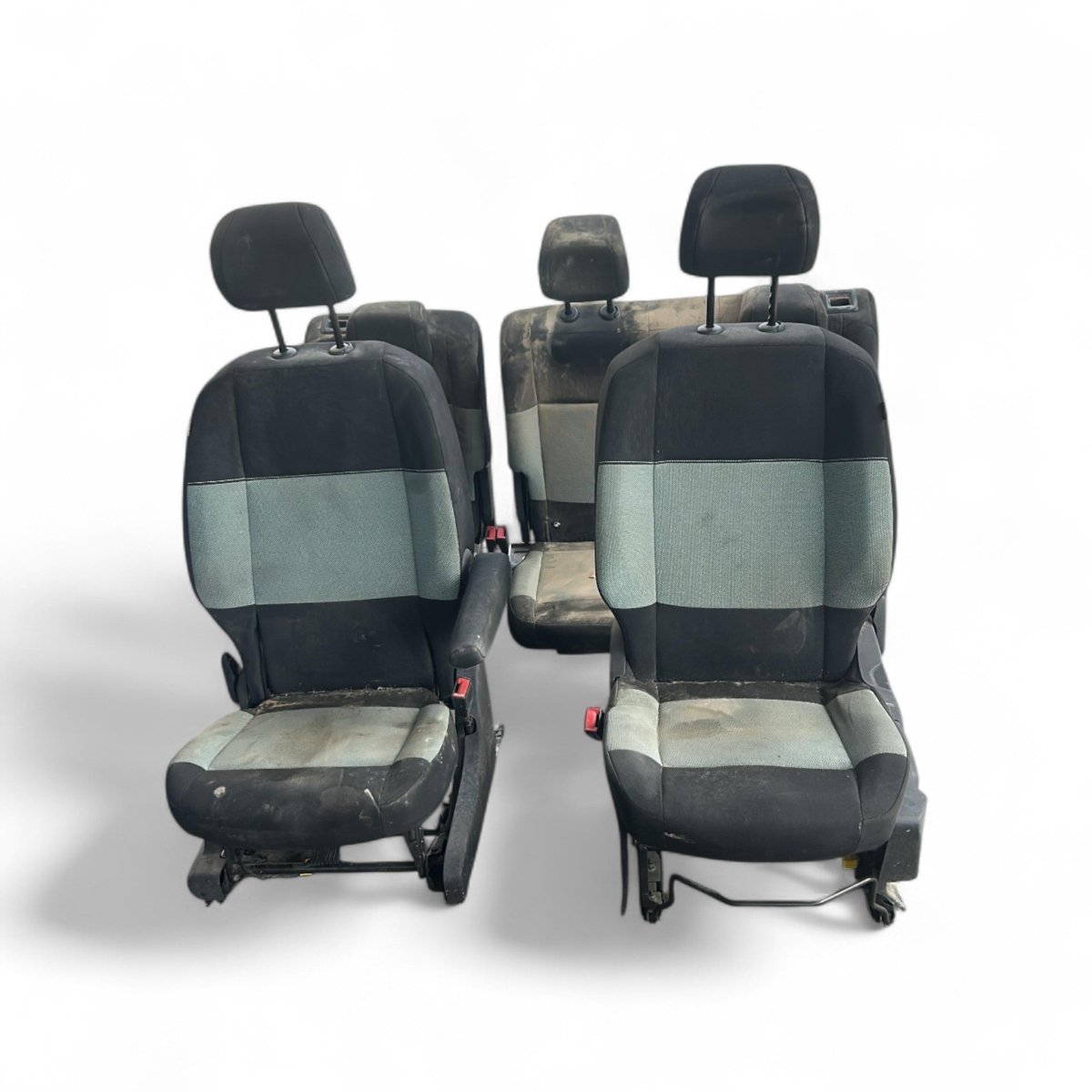 Tappezzeria / sedili in stoffa neri e grigi Peugeot Rifter (2018 > ) - F&P CRASH SRLS - Ricambi Usati