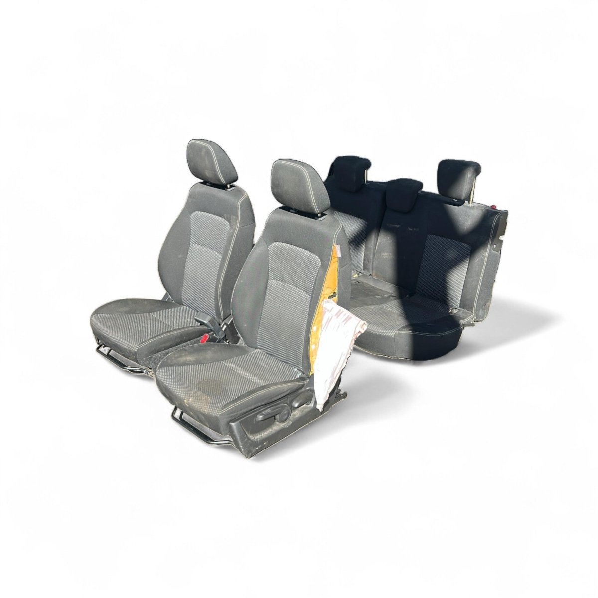 Tappezzeria / sedili in stoffa neri Suzuki Vitara (2015 > ) - F&P CRASH SRLS - Ricambi Usati