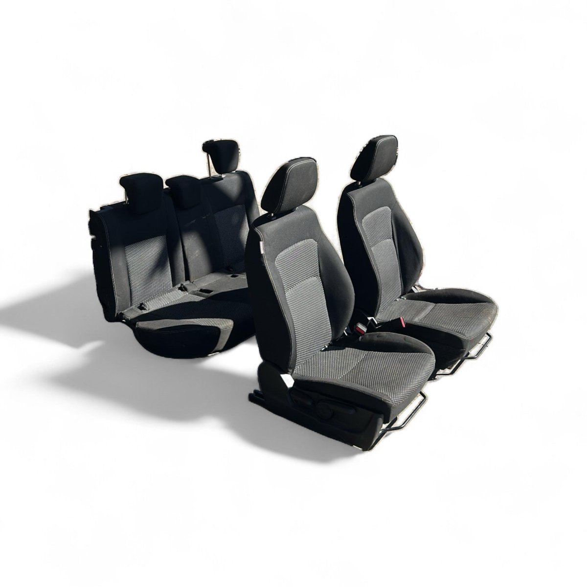 Tappezzeria / sedili in stoffa neri Suzuki Vitara (2015 > ) - F&P CRASH SRLS - Ricambi Usati