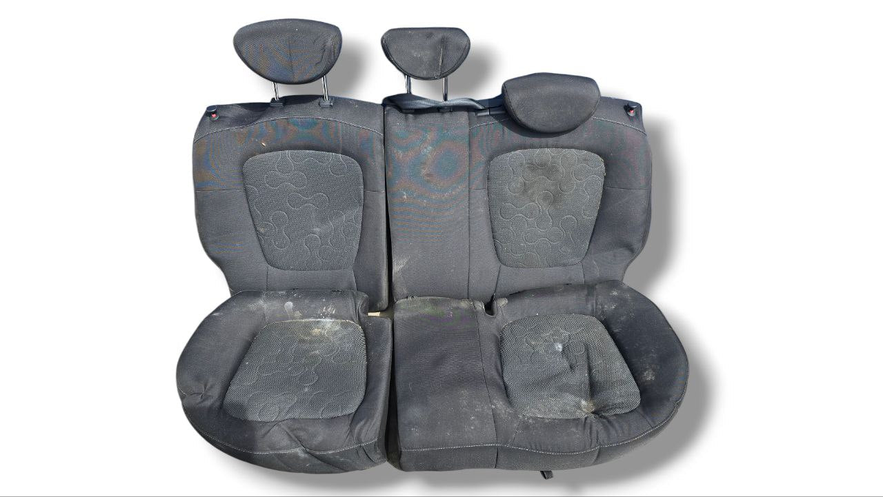 Tappezzeria / Sedili Interni Completi Stoffa Neri Hyundai i20 ( 2008 - 2014 ) - F&P CRASH SRLS - Ricambi Usati