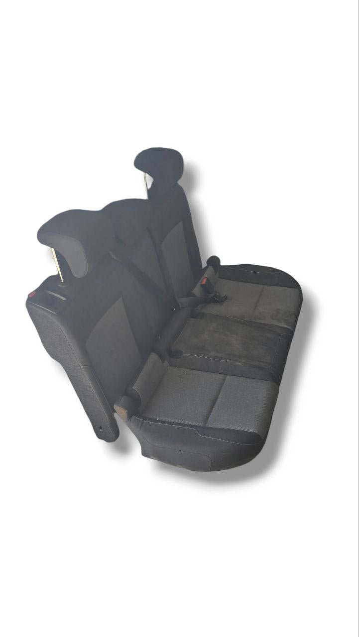 Tappezzeria / Sedili Interni Stoffa Neri Volkswagen Golf VII ( 2012 - 2019 ) - F&P CRASH SRLS - Ricambi Usati