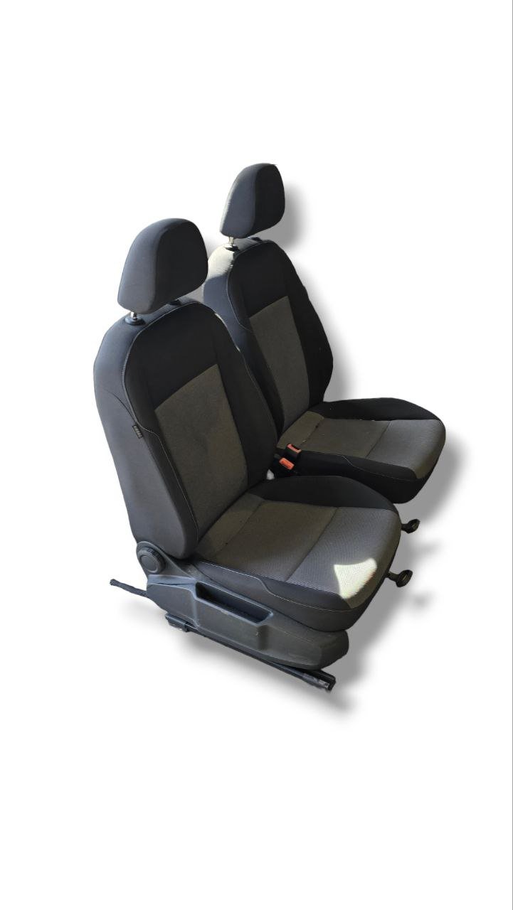 Tappezzeria / Sedili Interni Stoffa Neri Volkswagen Golf VII ( 2012 - 2019 ) - F&P CRASH SRLS - Ricambi Usati