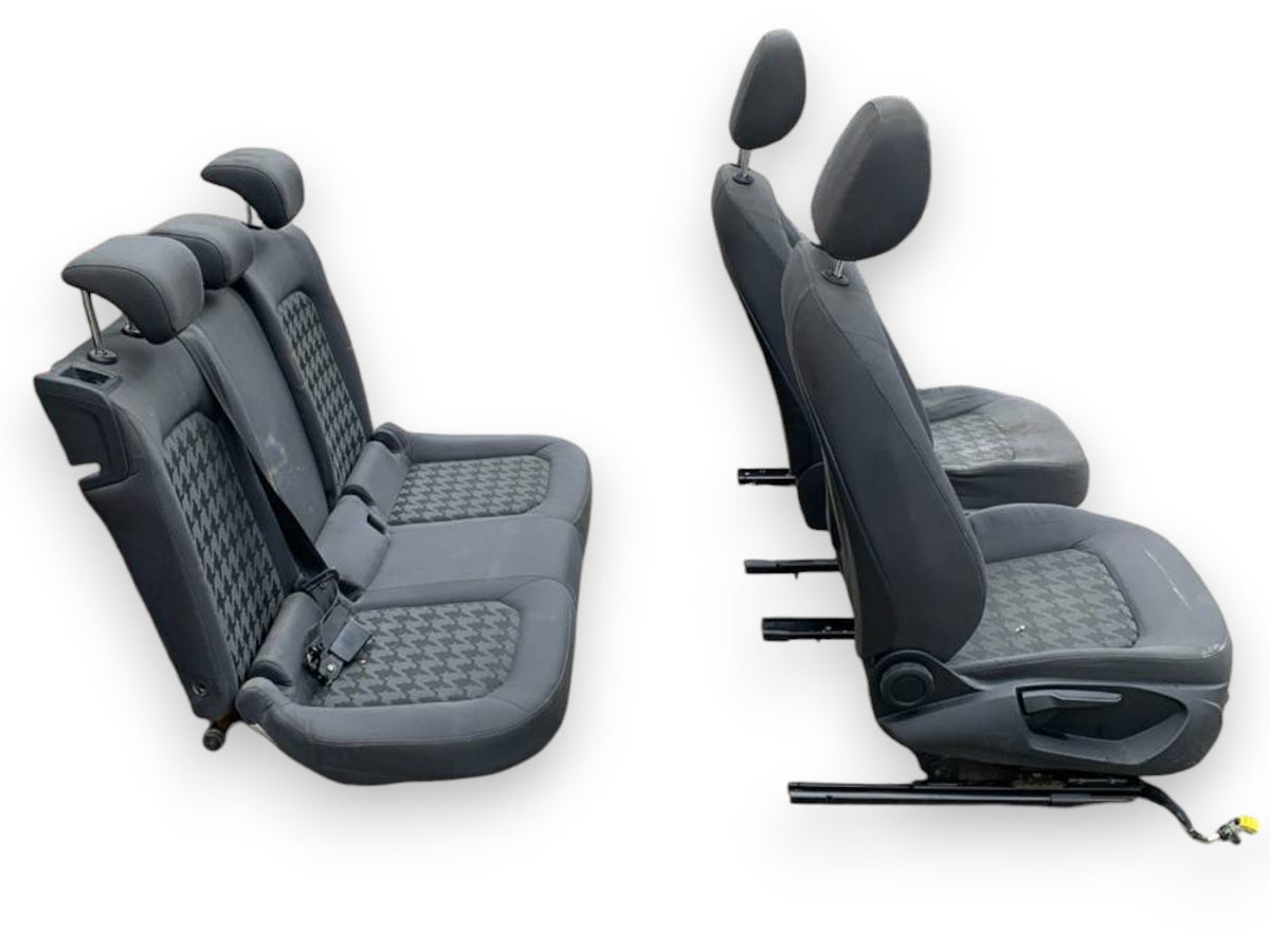 Tappezzeria Sedili Stoffa Nera Audi A3 8V (2012) - F&P CRASH SRLS - Ricambi Usati