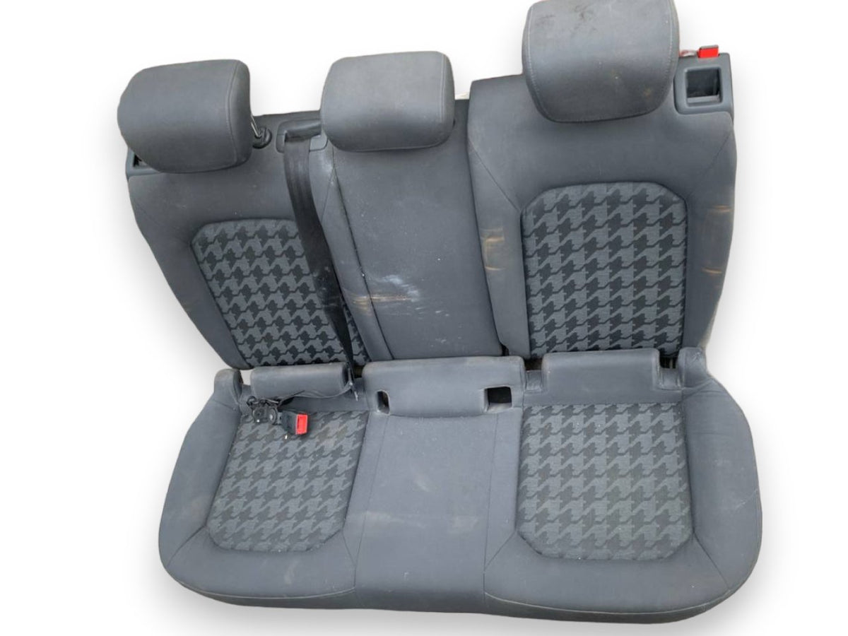 Tappezzeria Sedili Stoffa Nera Audi A3 8V (2012) - F&P CRASH SRLS - Ricambi Usati