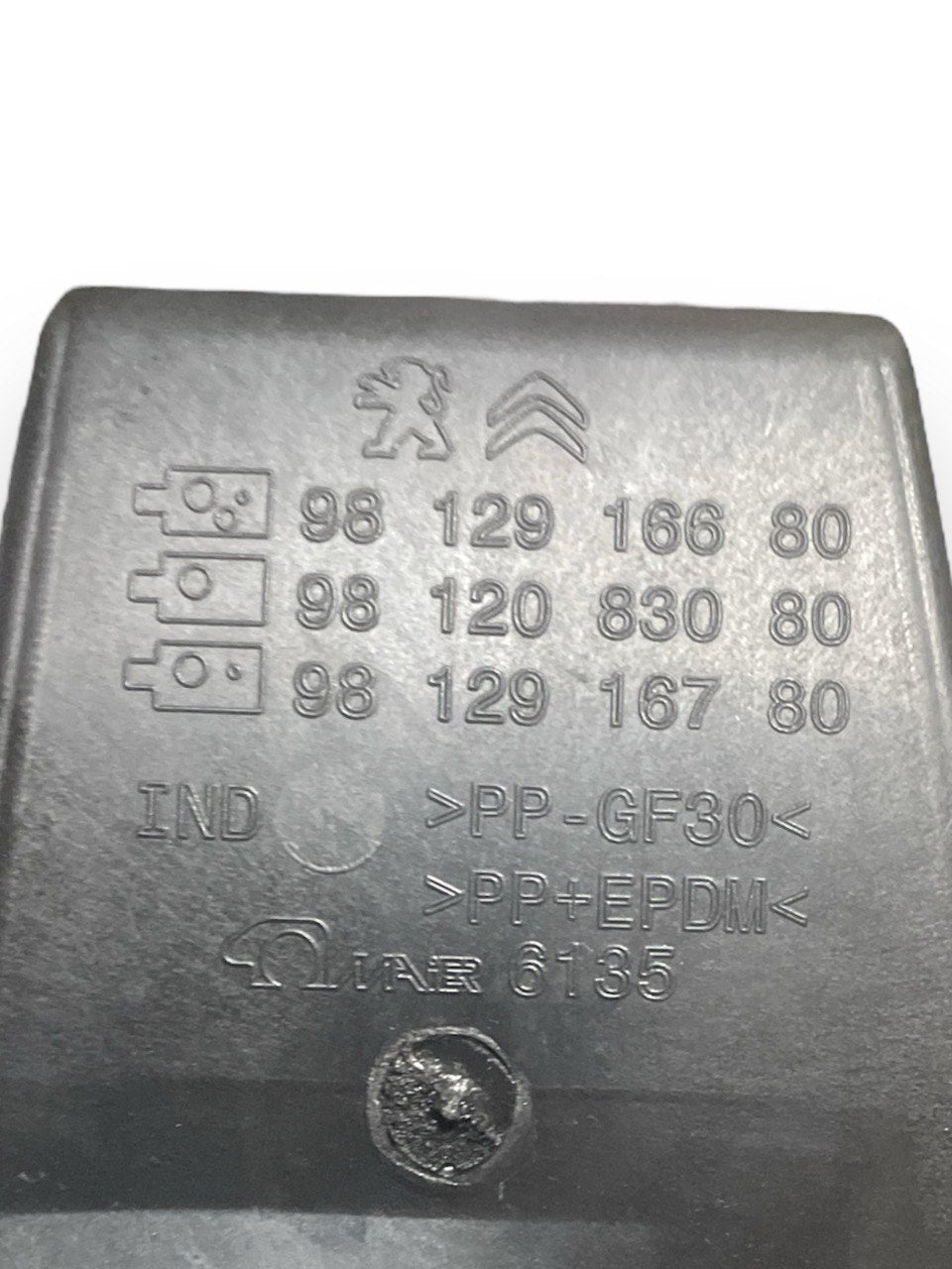 Tappo / Sportello Carburante Citroen C3 (2016>) COD:9812916680 - F&P CRASH SRLS - Ricambi Usati