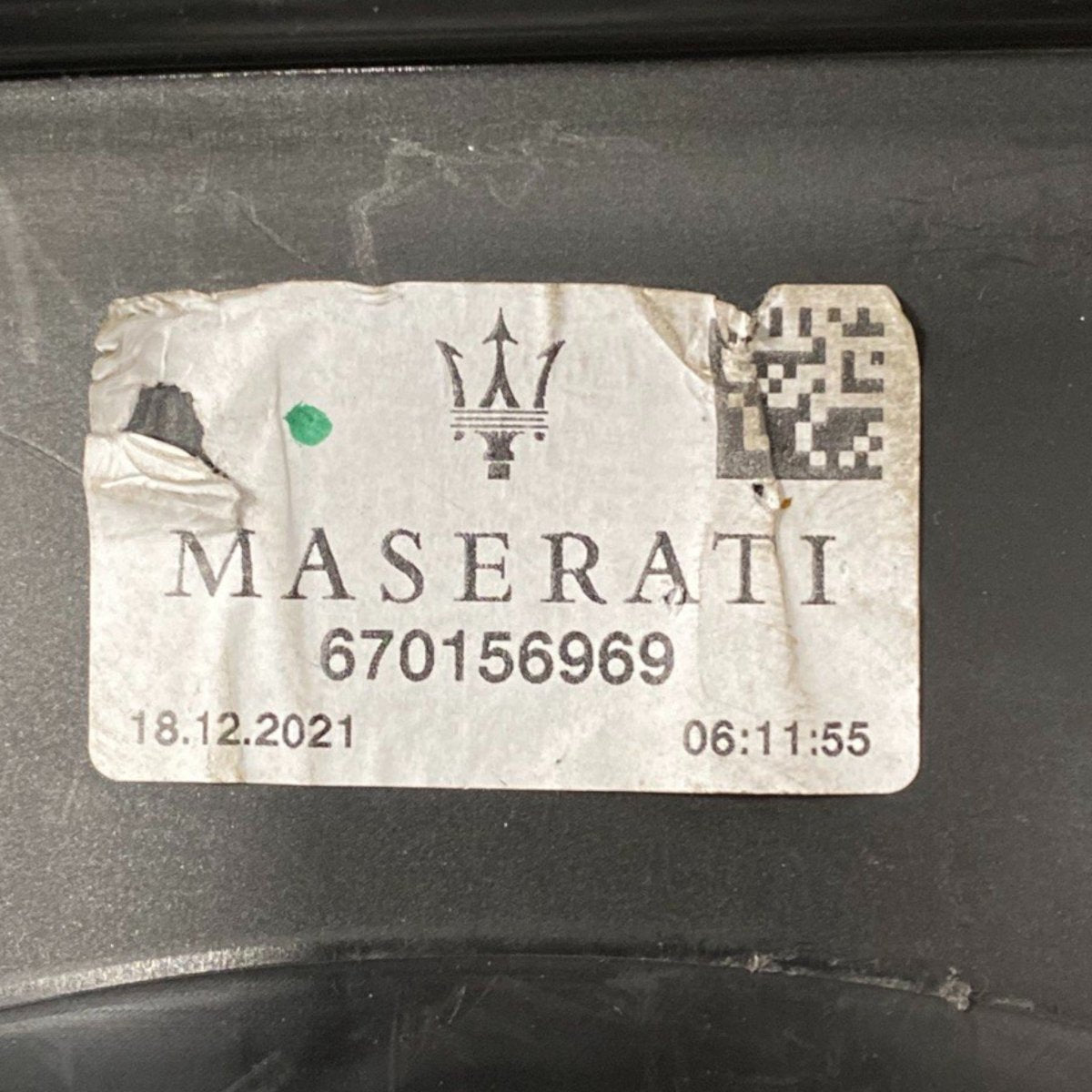 Tappo / sportello carburante maserati grecale Cod: 670156969 (2022 - ) - F&P CRASH SRLS - Ricambi Usati