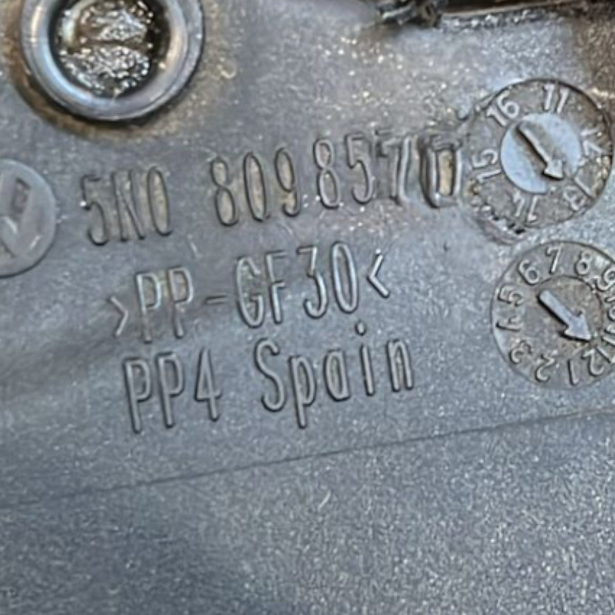 Tappo / Sportello Carburante Volkswagen Tiguan I cod:5N0809857 Diesel (2007 >2016) - F&P CRASH SRLS - Ricambi Usati