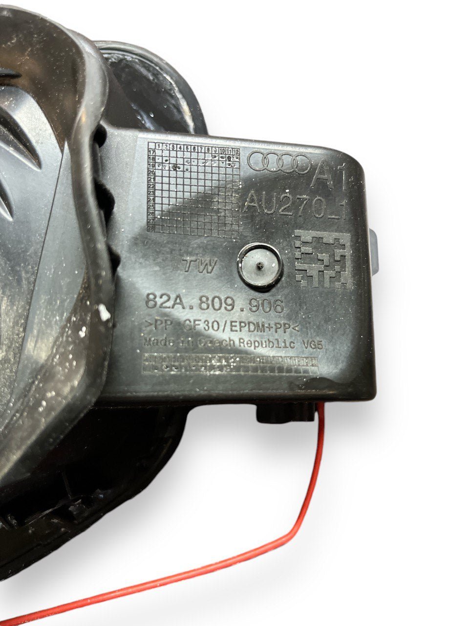 Tappo / sportello serbatoio Audi A1 GB (2018>) cod.82A809906 - F&P CRASH SRLS - Ricambi Usati