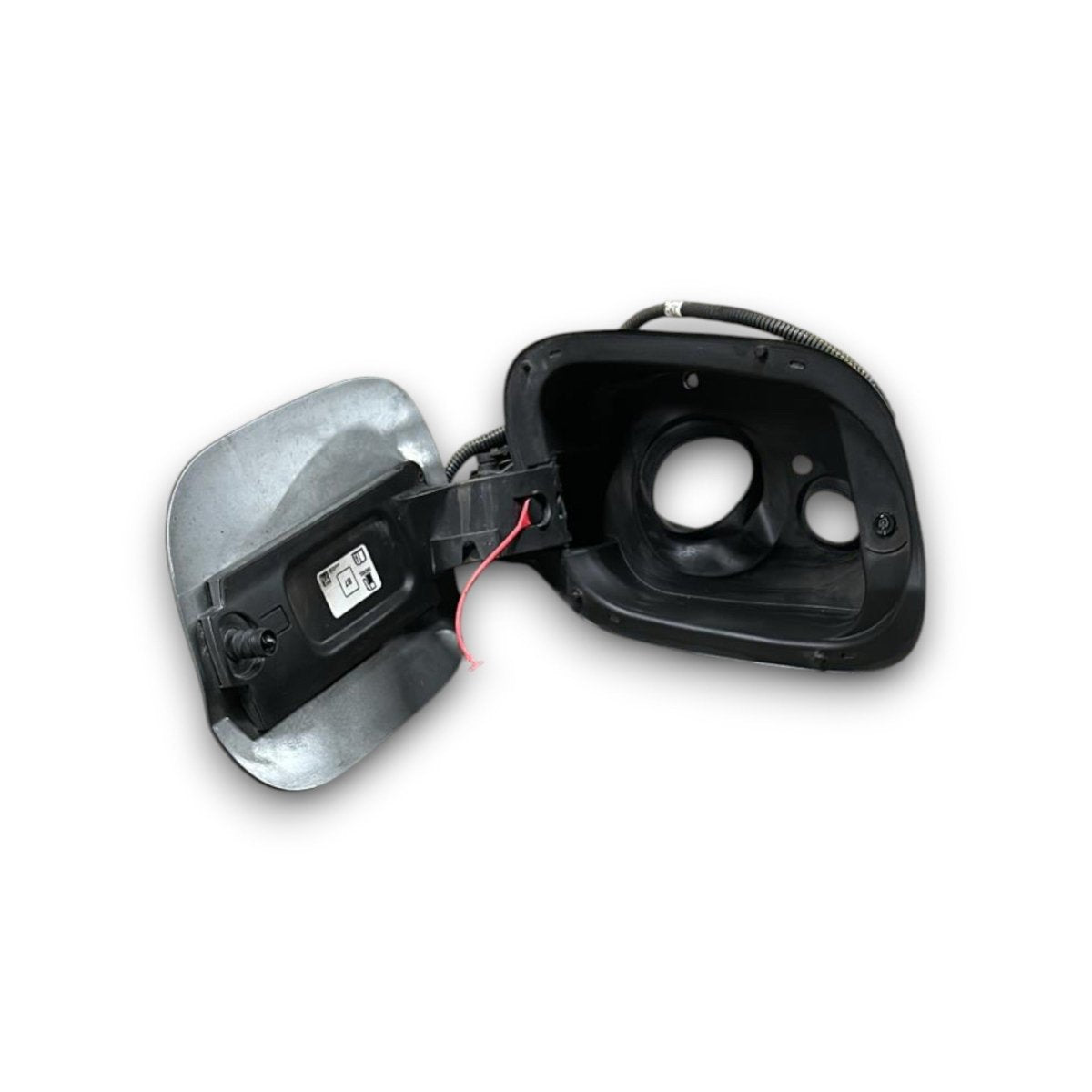 Tappo / sportello serbatoio Opel Astra K cod.39143516 1.5 diesel (2015 > 2021) - F&P CRASH SRLS - Ricambi Usati