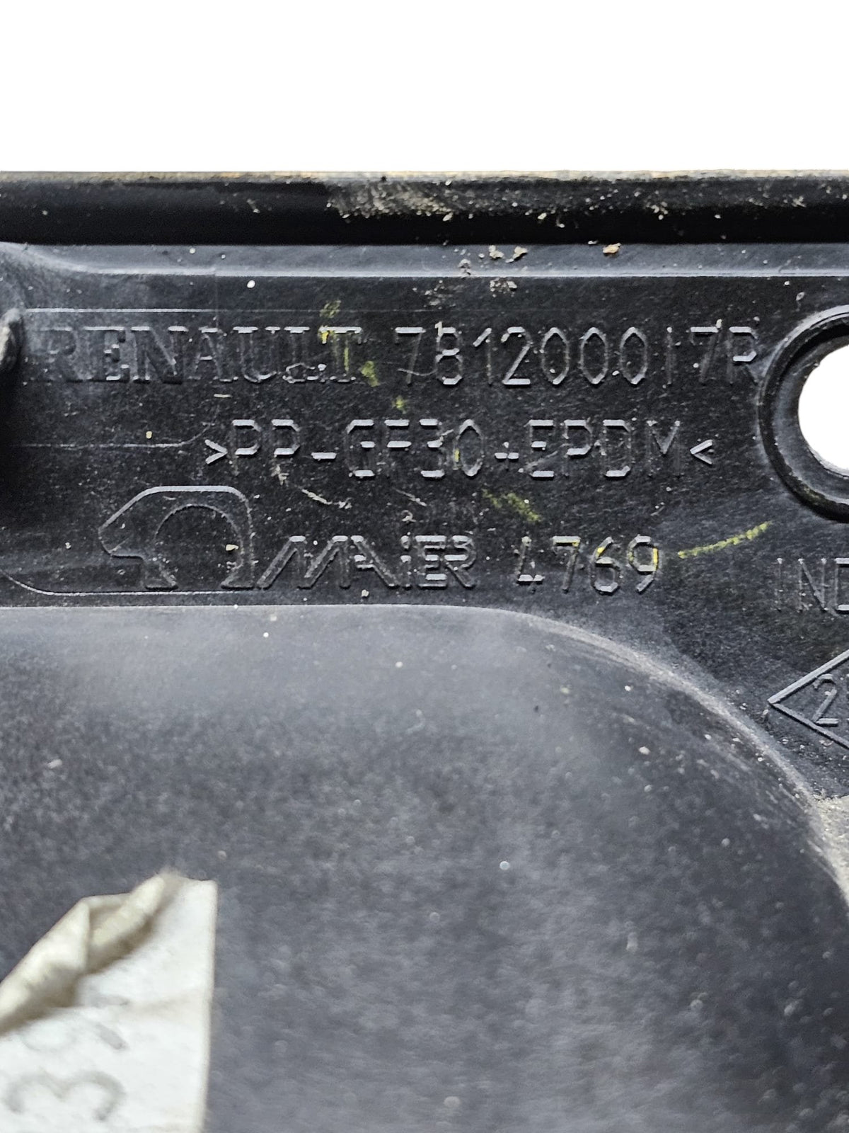 Fuel Tank Cap / Fuel Tank Lid Renault Master (2014 - 2019) Code: - F&P CRASH SRLS - Used Spare Parts