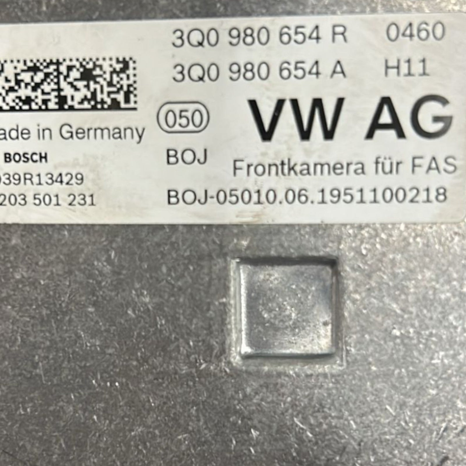 Front Camera Volkswagen T - Cross (2019 >) code:3Q0980654R - F&P CRASH SRLS - Used Parts