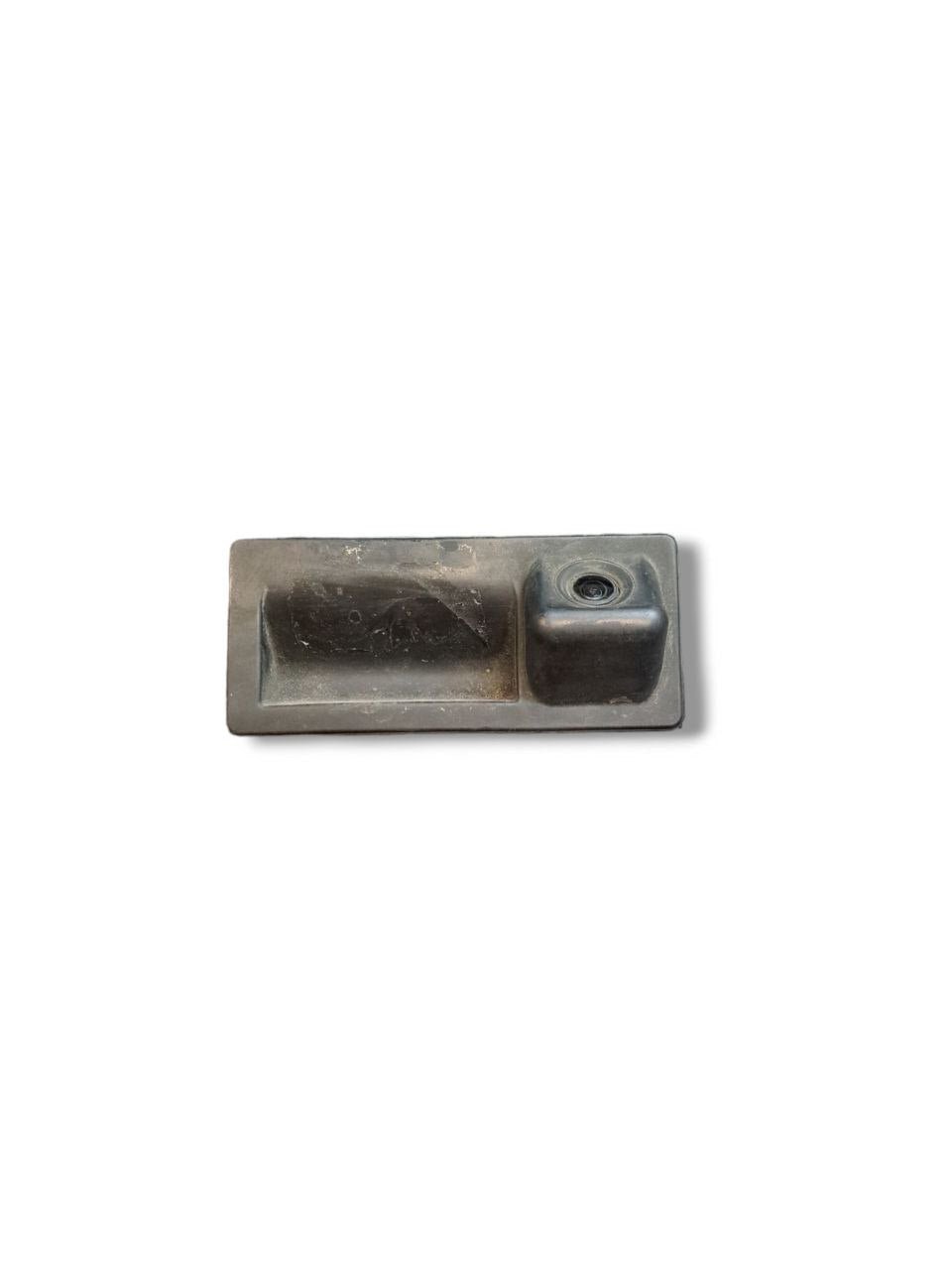rear camera + Volkswagen Golf VI (2010) tailgate handle COD:5N0827566 - F&P CRASH SRLS - Used Parts