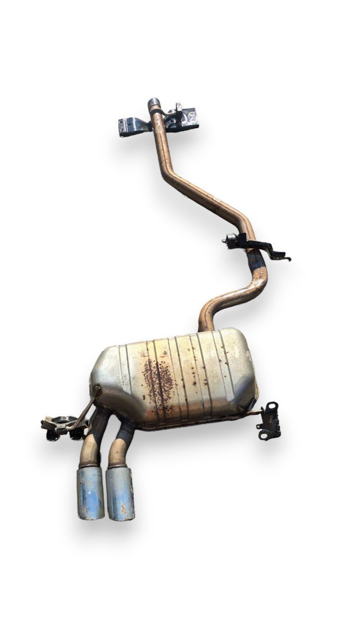 Terminale Di Scarico Audi Q3 8U Cod : 5N0120 - 2.0 Diesel (2011 - 2018) - F&P CRASH SRLS - Ricambi Usati