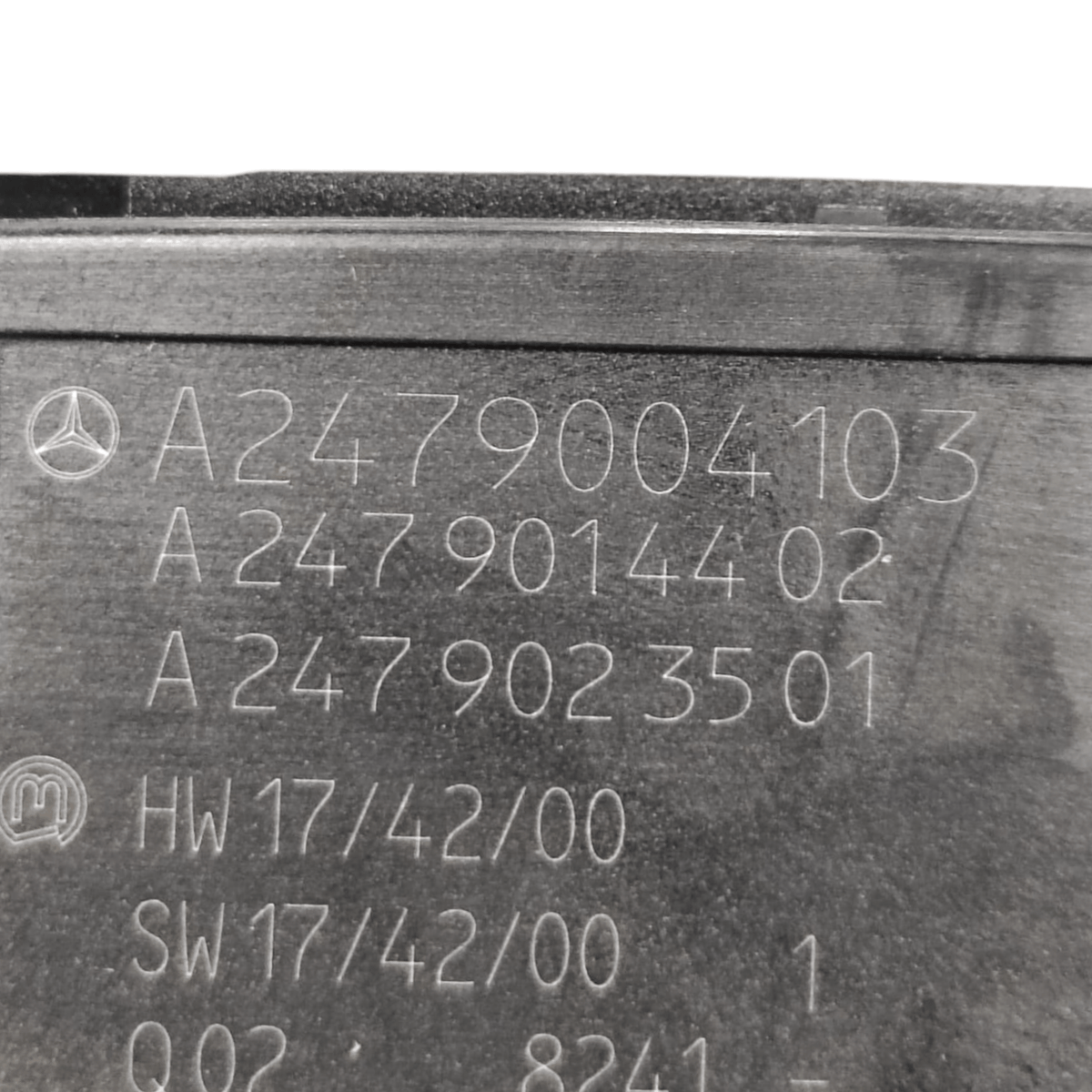 Mercedes Class A W177 Multi-Function Touch Pad COD: A2479004103 (2018>) - F&P CRASH SRLS - Used Parts