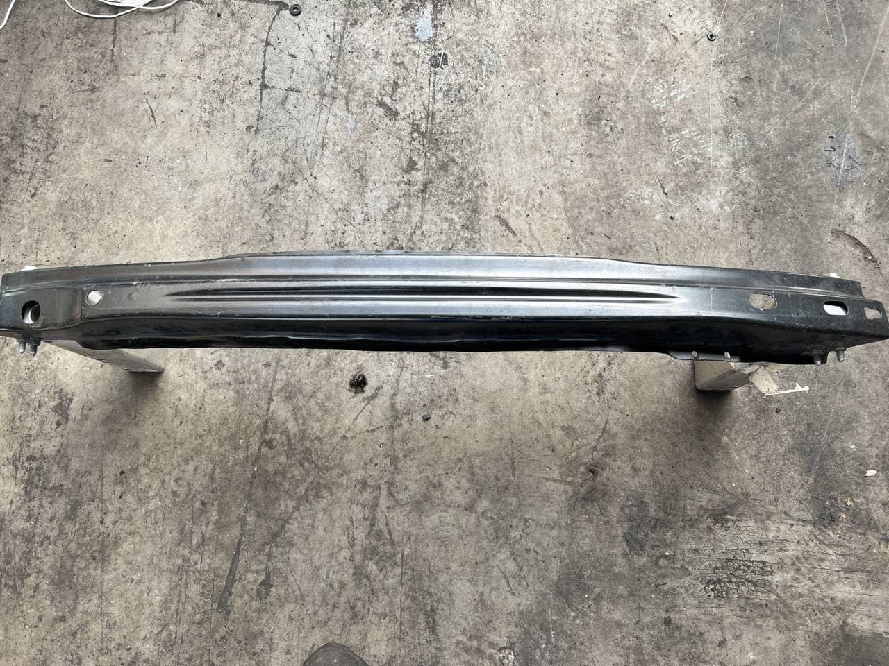 Traversa paraurti posteriore Audi A4 b8 cod 8k0807332a - F&P CRASH SRLS - Ricambi Usati