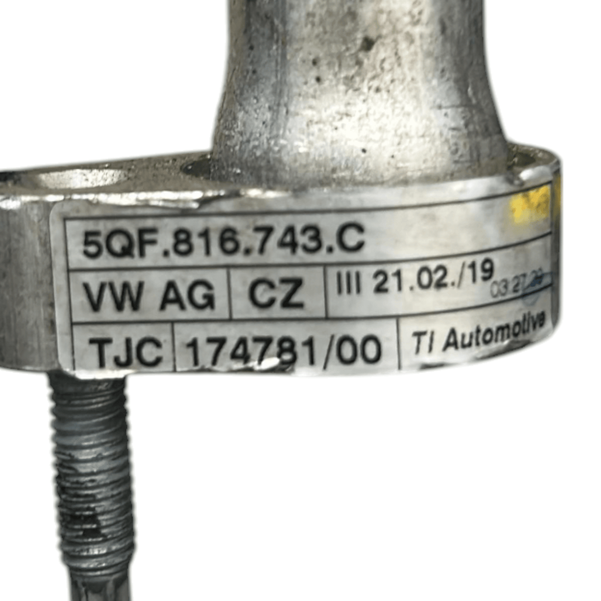Air Conditioning Tube Volkswagen Tiguan (AD) code 5QF816743C 2.0 Diesel (2016 > ) - F&P CRASH SRLS - Used Parts