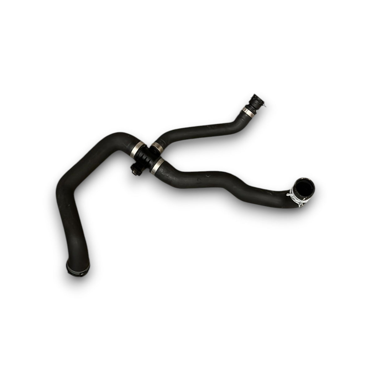 Tubo Liquido Raffreddamento Mercedes Benz Class A W(177) cod:A2475010358 1.3 Benzina (2018 &gt; ) - F&amp;P CRASH SRLS - Ricambi Usati