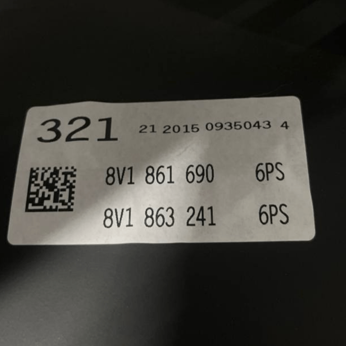 Tunnel Centrale + Bracciolo Audi A3 8V (2013 al 2020) cod: 8V1861690 - F&P CRASH SRLS - Ricambi Usati