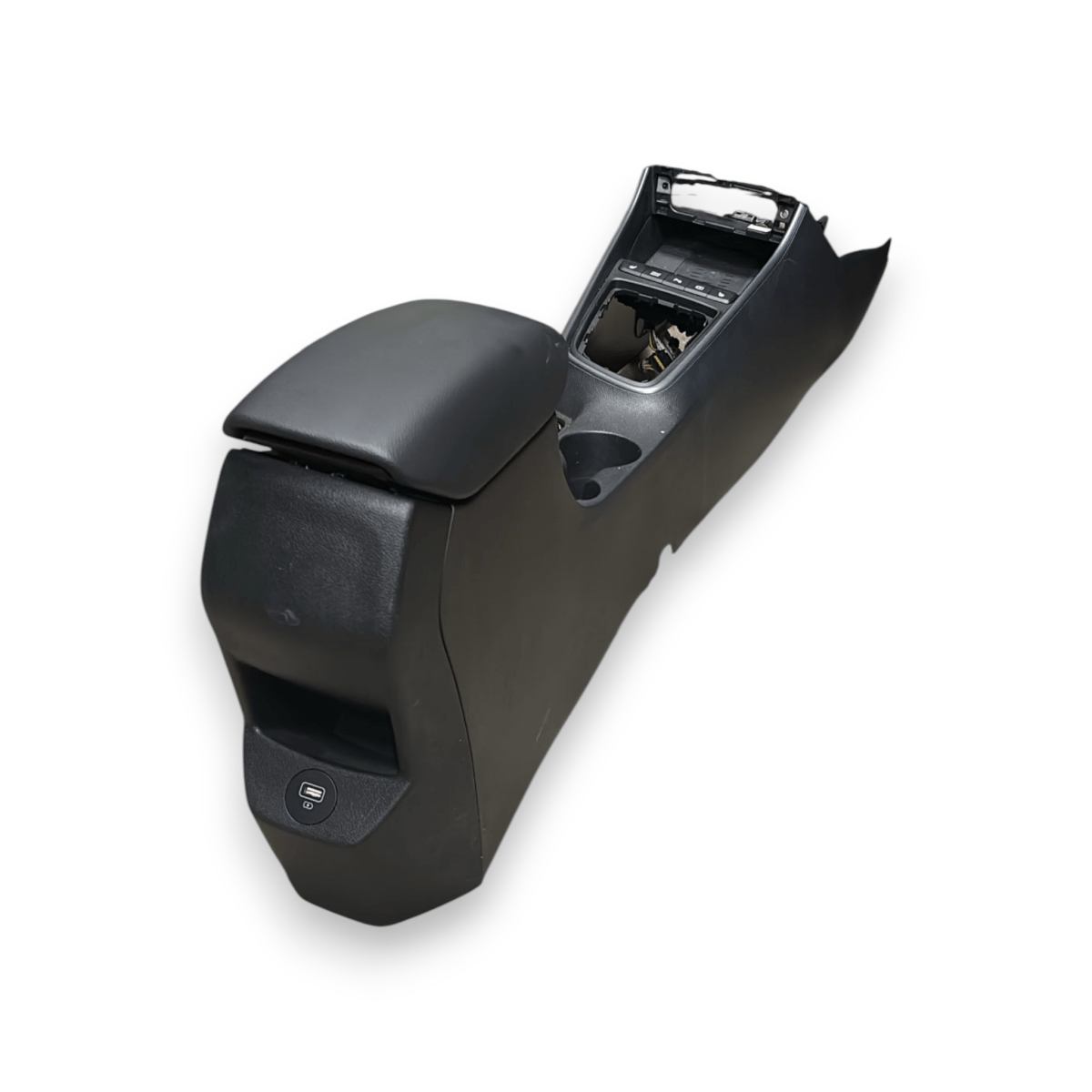 Tunnel centrale + bracciolo hyundai i20N cod:846c2 - q00504x (2020 - ) + presa usb - F&P CRASH SRL - Ricambi Usati