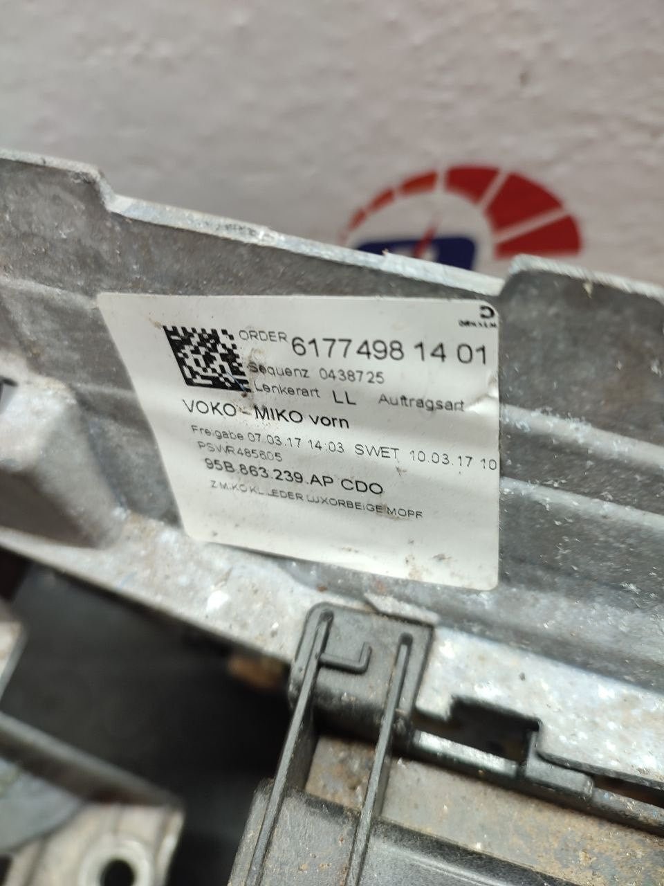 Tunnel centrale + bracciolo Porsche Macan ( 95b ) - F&P CRASH SRLS - Ricambi Usati