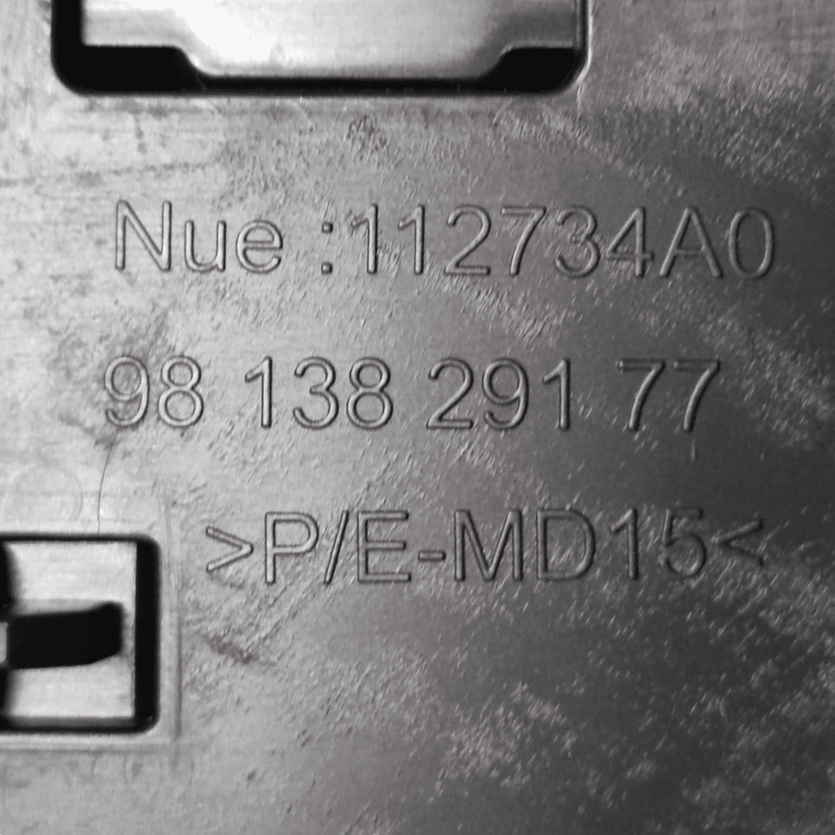 Tunnel centrale peugeot 508 ii cod: 9813829177 (2018 - ) - F&P CRASH SRL - Ricambi Usati