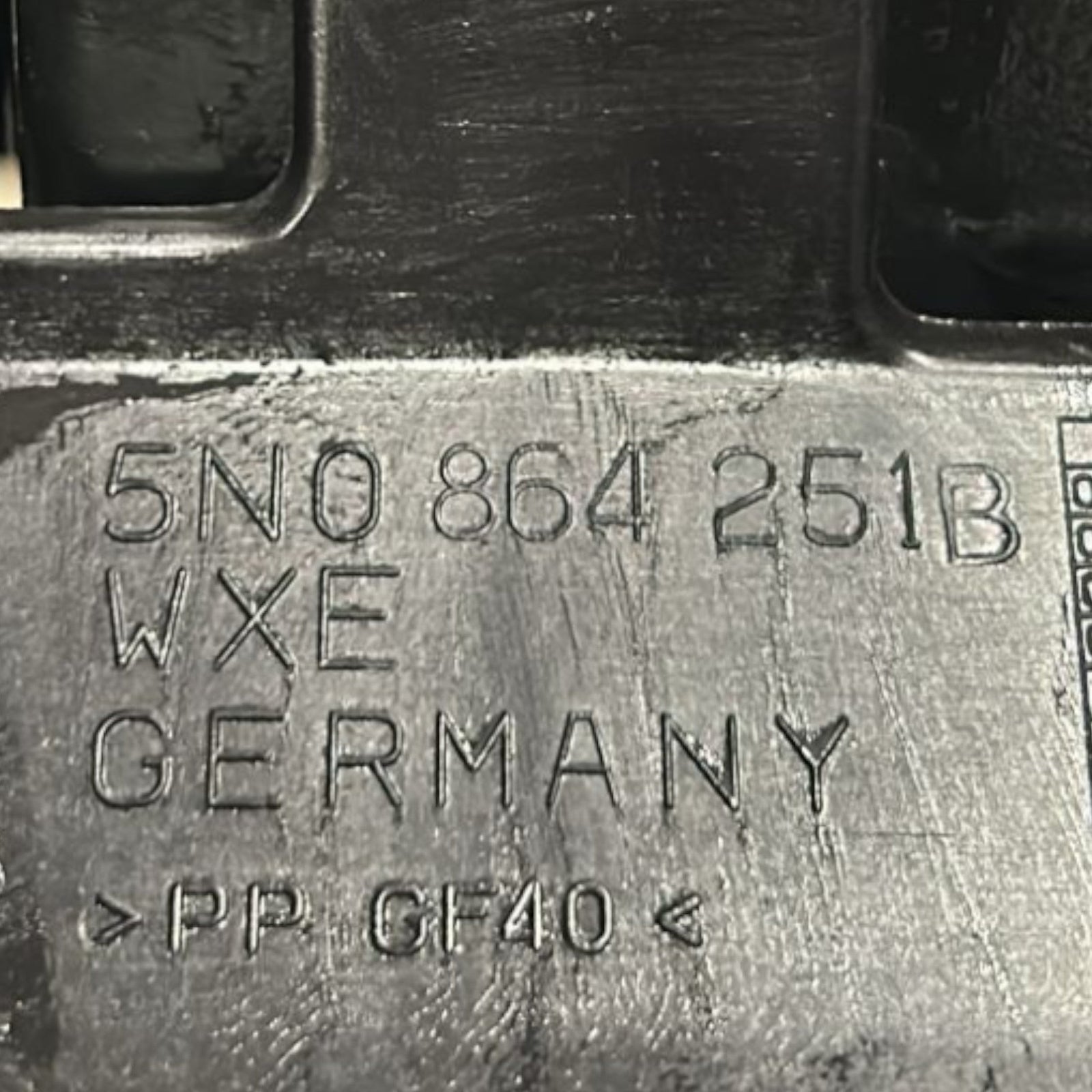 Tunnel Centrale Volkswagen Tiguan I (5N) (2007 > 2016) cod.5N0864251B - F&P CRASH SRLS - Ricambi Usati