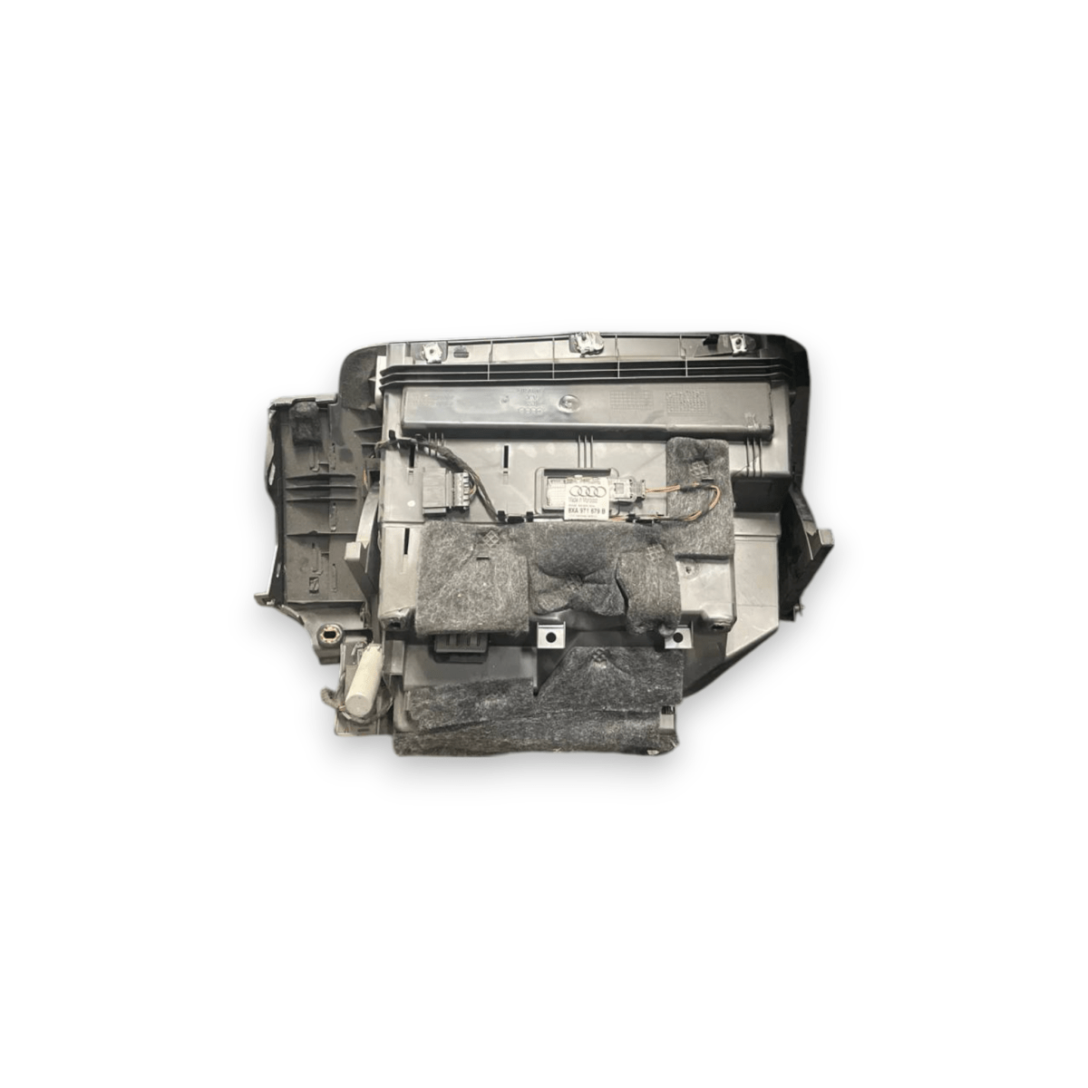 Vano / Cassetto Portaoggetti Audi A1 8X (2010 al 2018) cod: 015106 - 000 - F&P CRASH SRLS - Ricambi Usati