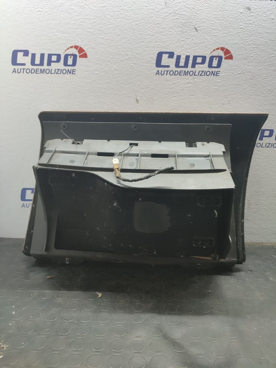 Vano Porta Oggetti Land Rover Range Rover (1995) Cod:AWR5608 - F&P CRASH SRLS - Ricambi Usati