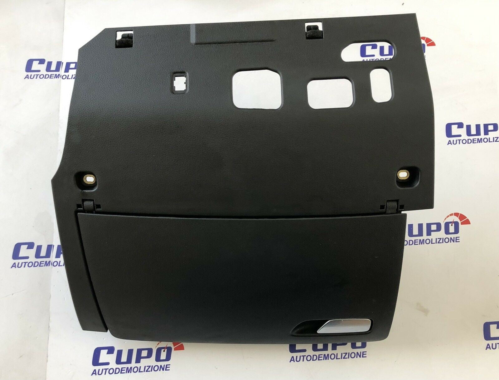 Audi A3 8V T0503978 Glove Compartment Like New - F&P CRASH SRLS - Used Parts