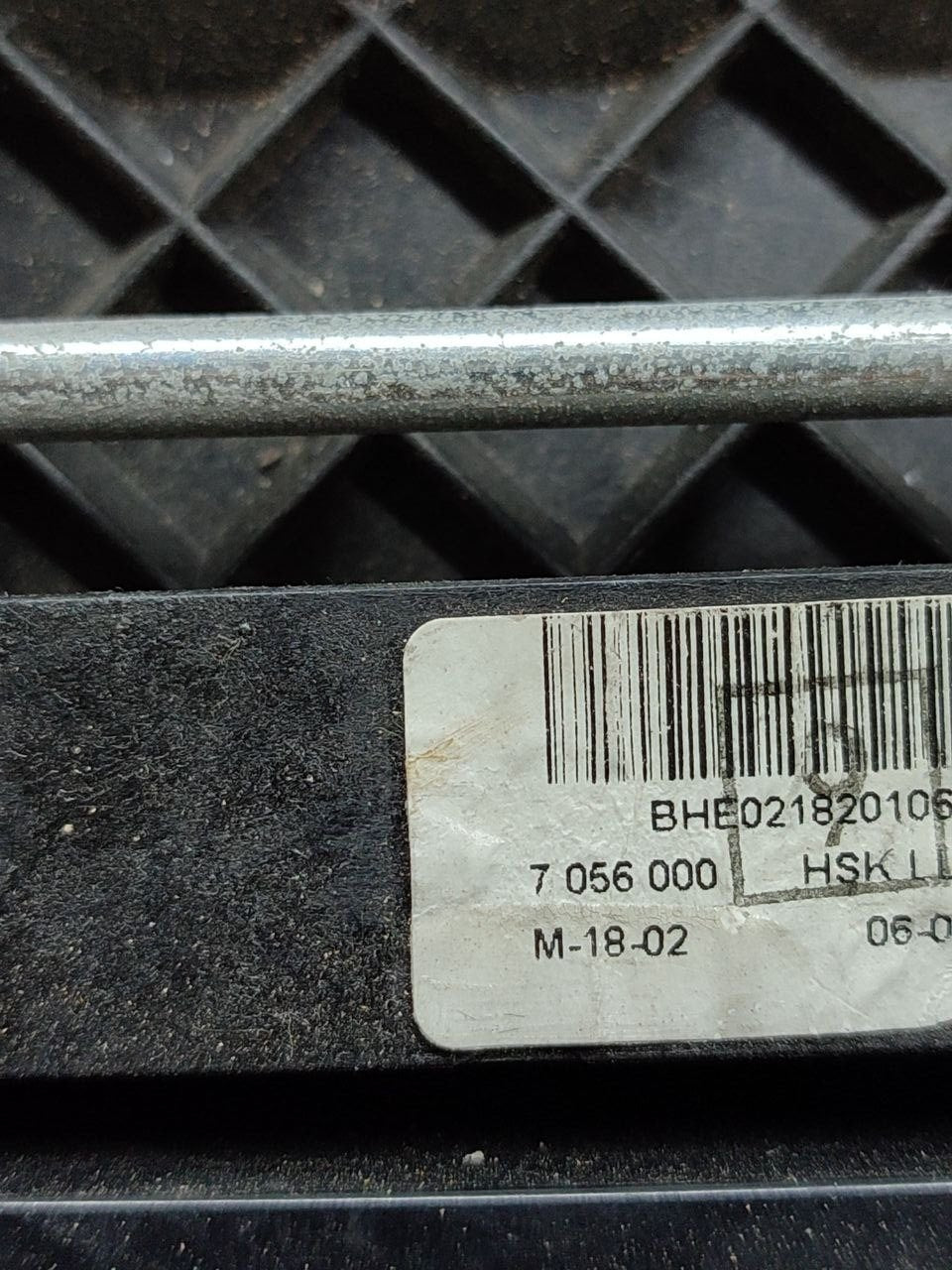 Vano Portaoggetti Bmw X3 E83 2.0 820059 Cod:7056000 - F&P CRASH SRLS - Ricambi Usati