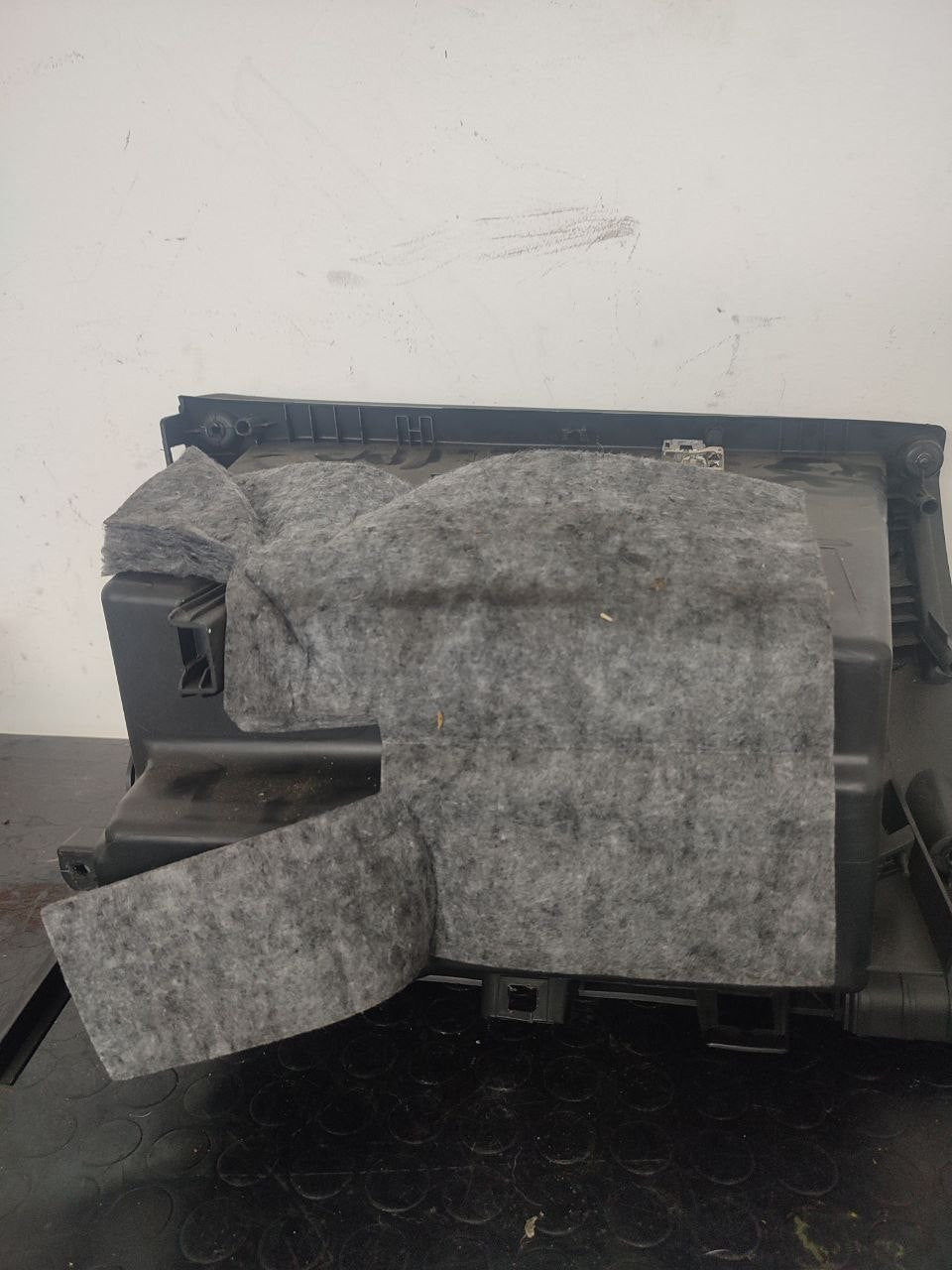 Vano Portaoggetti Cassetto Opel Astra J (2014) - F&P CRASH SRLS - Ricambi Usati