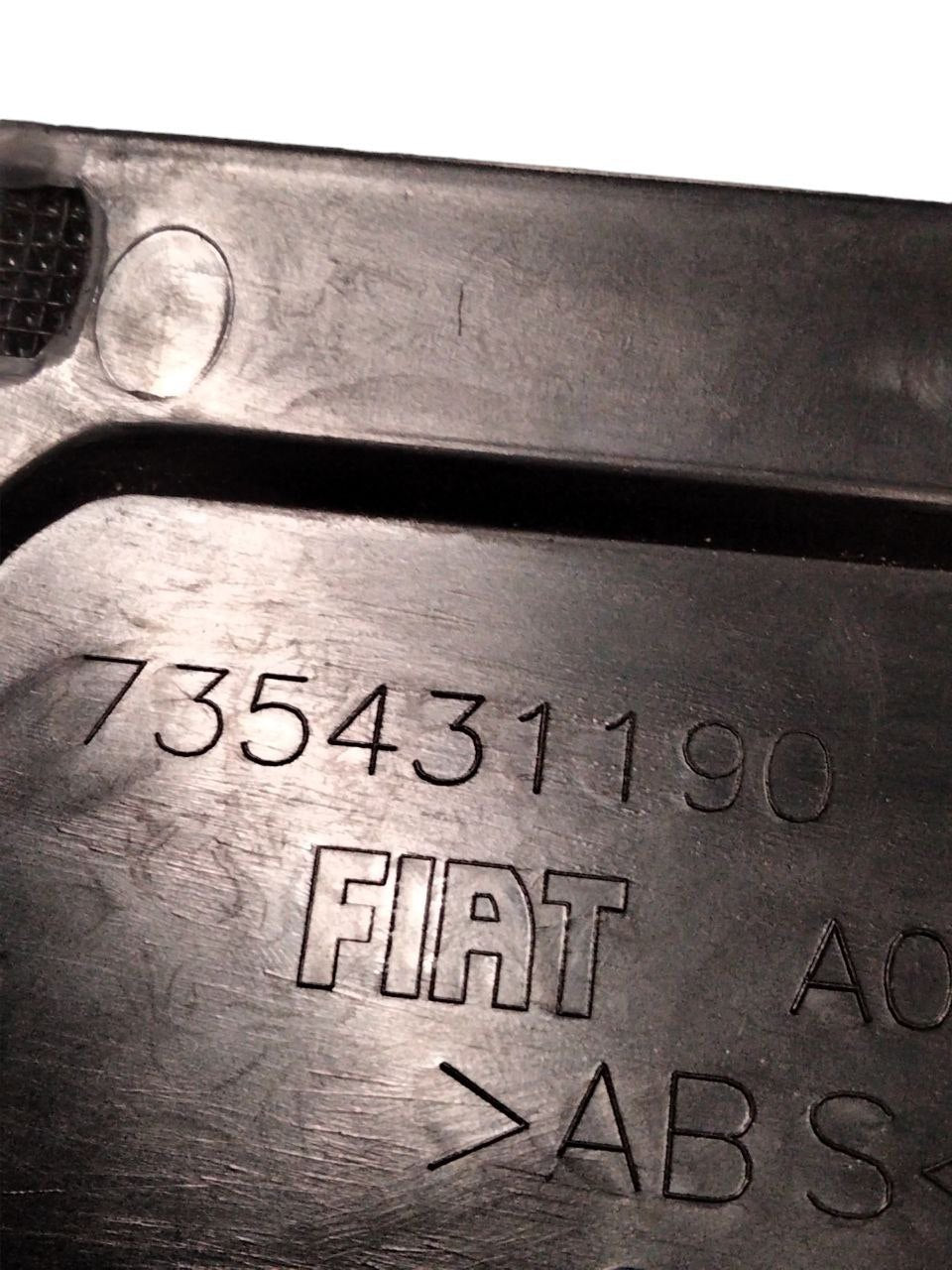 Vano Portaoggetti centrale Fiat Bravo ( 2007 - 2014 ) cod.735431190 - F&P CRASH SRLS - Ricambi Usati