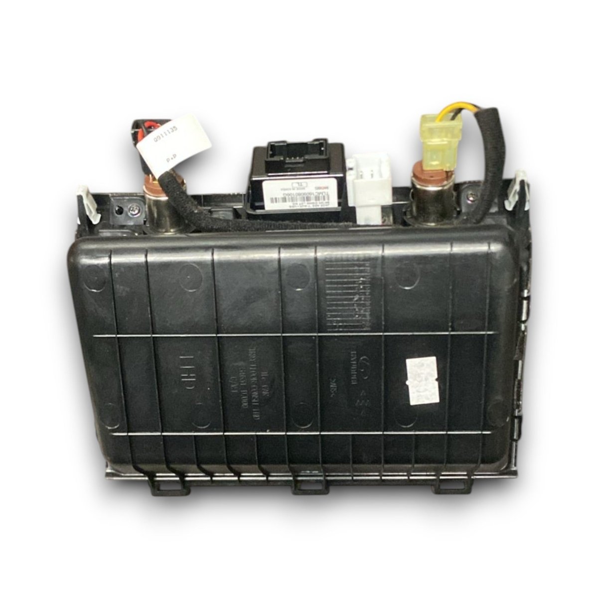 Vano portaoggetti console centrale hyundai tucson cod . 84631 - d7000 (2015 > 2020) + presa aux + usb - F&P CRASH SRL - Ricambi Usati