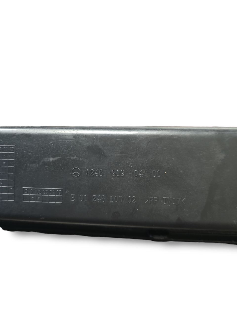 VANITY STORAGE COMPARTMENT FRONT RIGHT SEAT MERCEDES - BENZ CLASS B W246 (2011 - 2018) Code: A2469190400 - F&P CRASH SRLS - Used Parts