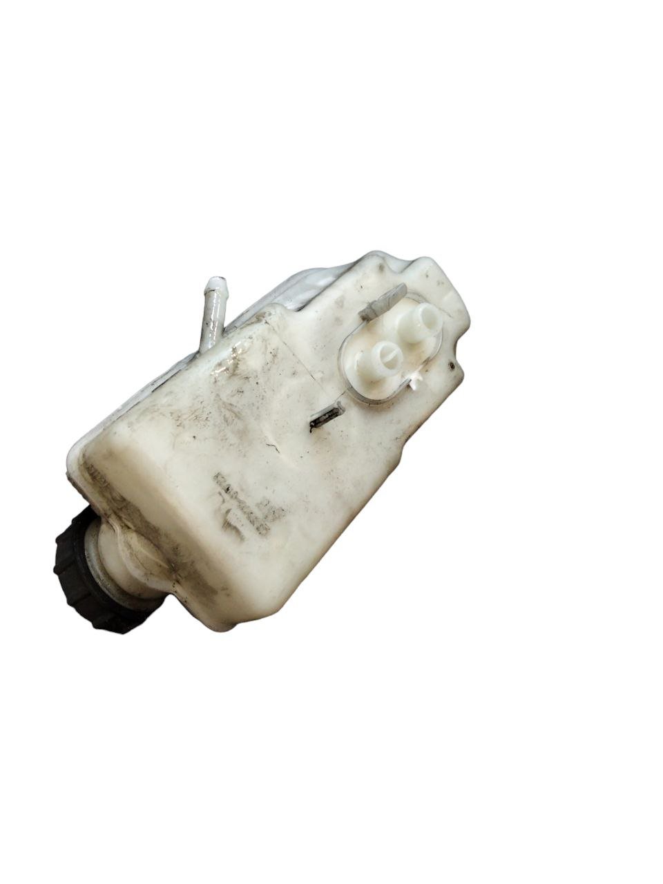 Vaschetta Liquido Freni Volkswagen Transporter (2015>) cod.7E0611303 - F&P CRASH SRLS - Ricambi Usati